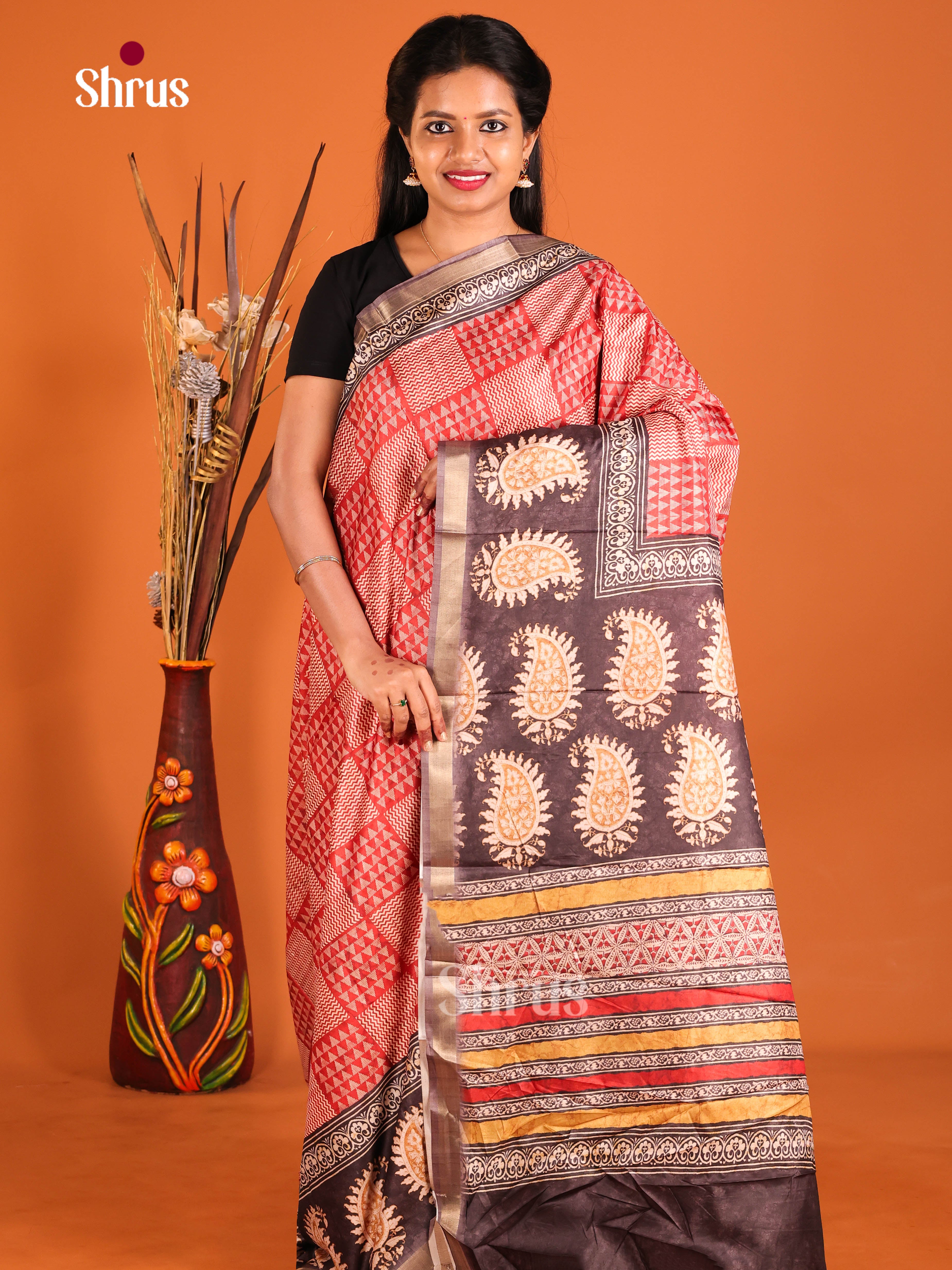 Red & Brown - Semi Crepe Saree