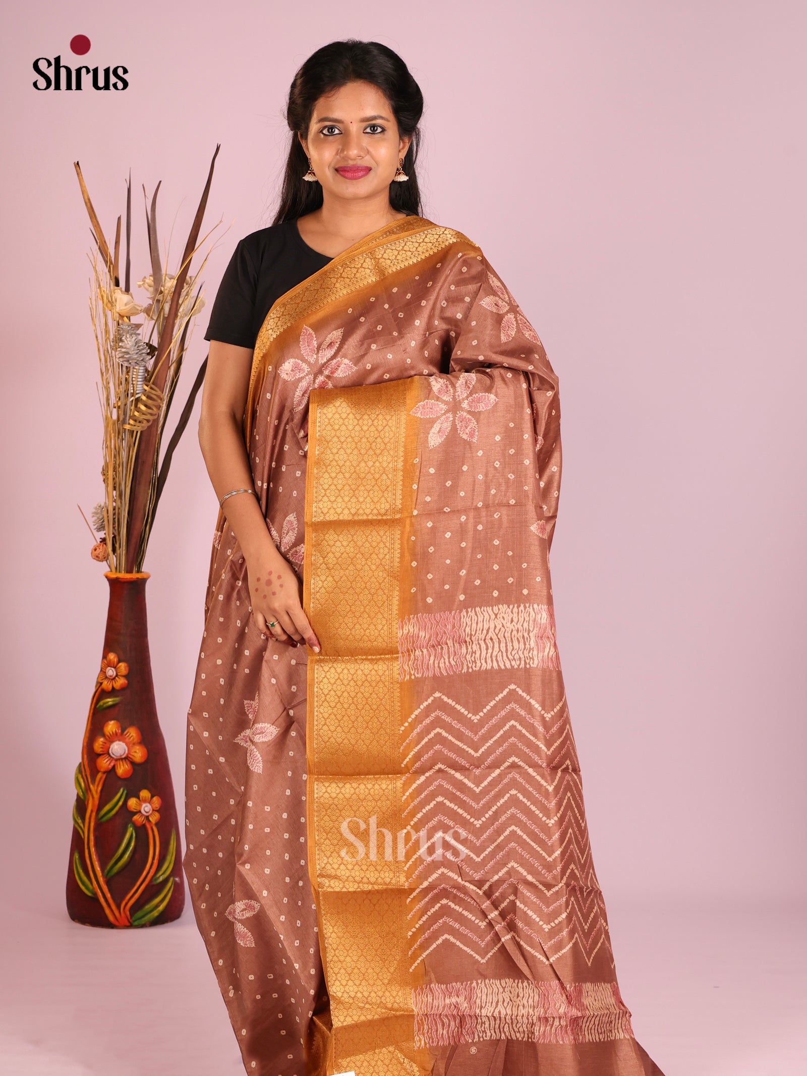 DIS08273 - Semi Crepe Saree - Shop on Shrus.com