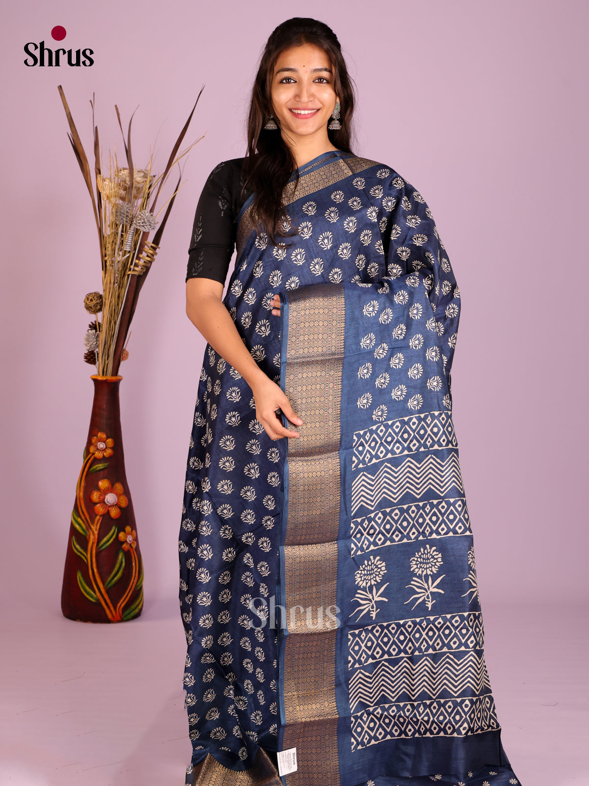DIS08300 - Semi Crepe Saree - Shop on Shrus.com