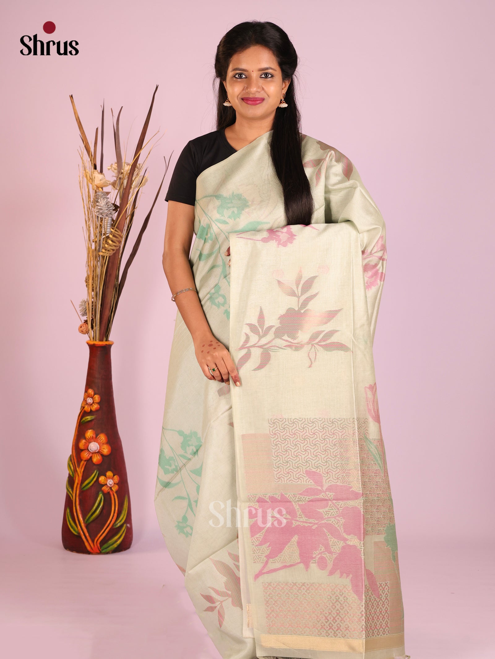DIS08587 - Semi Tussar Saree