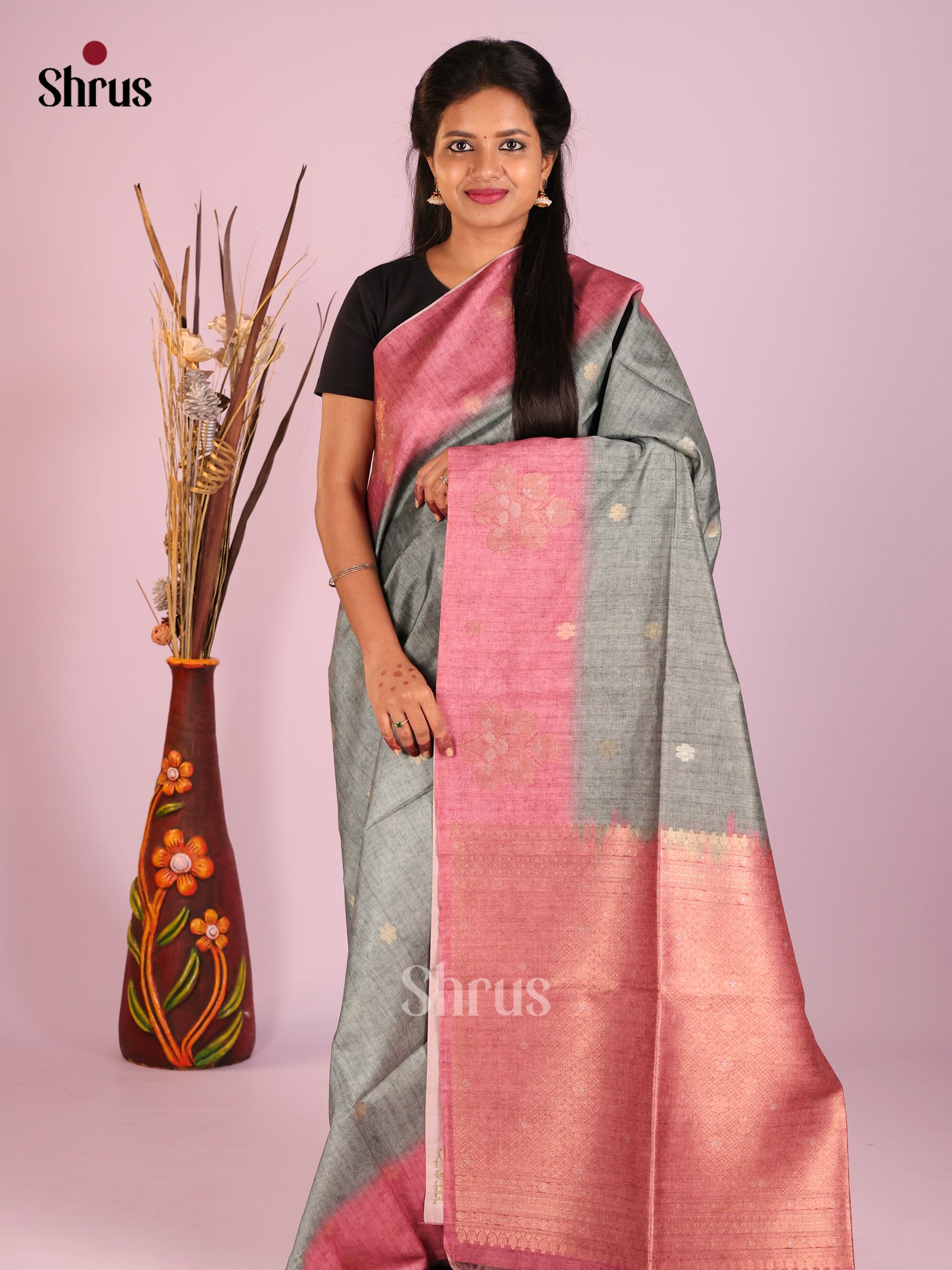 DIS08608 - Semi Tussar Saree