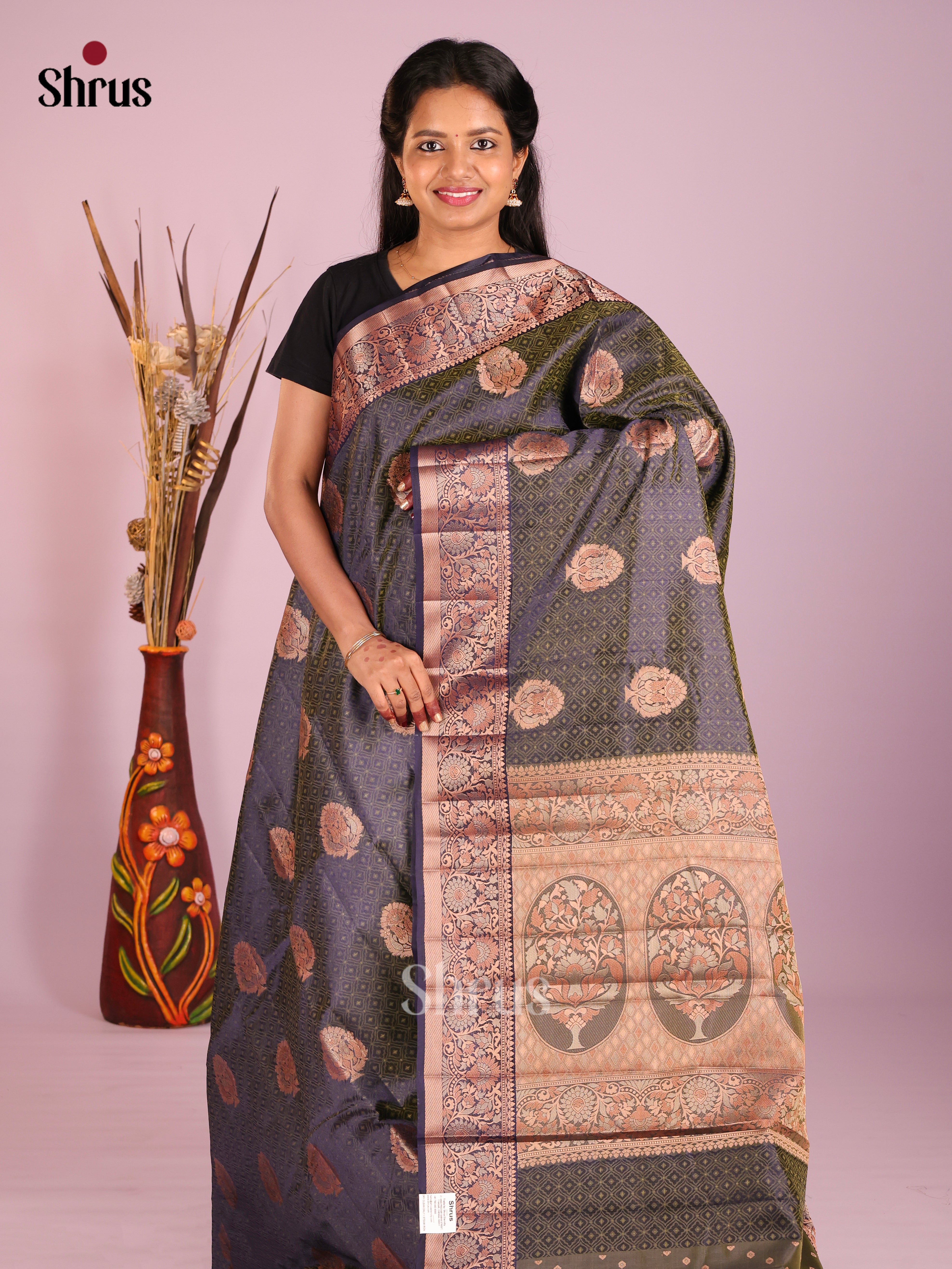 DIS09752 - Semi Rawsilk Saree