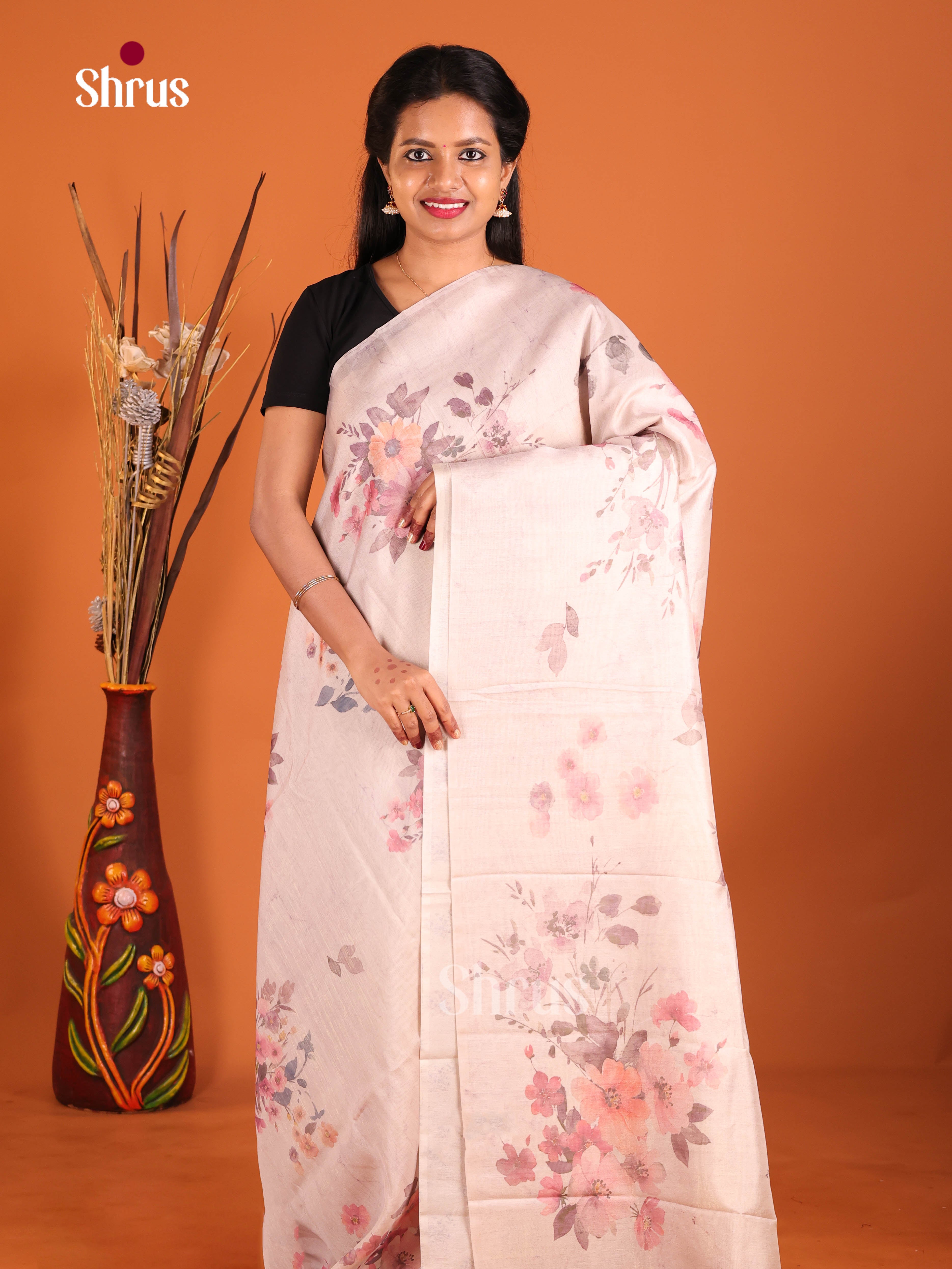 DIS09787 - Butter silk Saree - Shop on Shrus.com