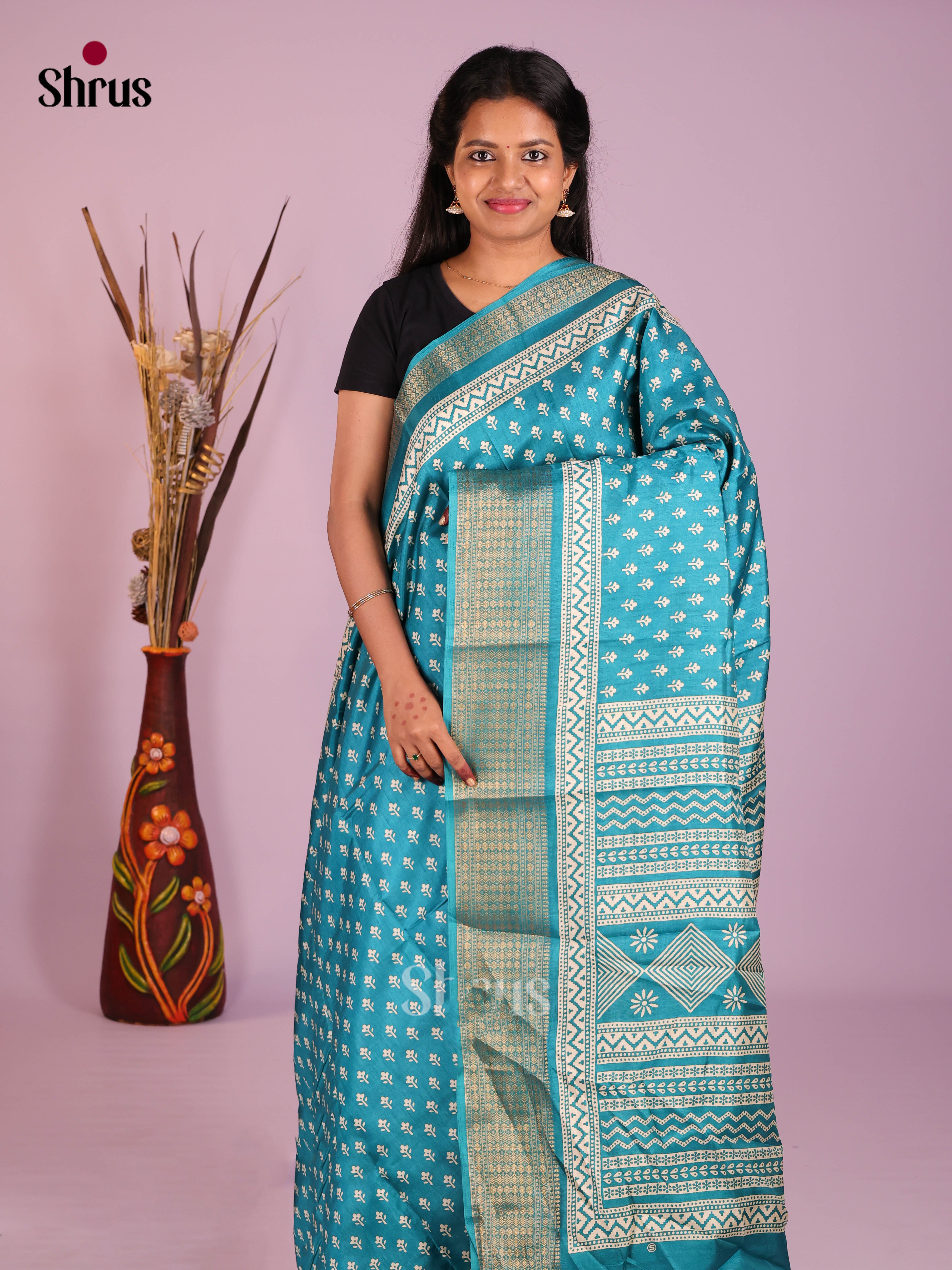 DIS10288 - Semi Crepe Saree - Shop on Shrus.com