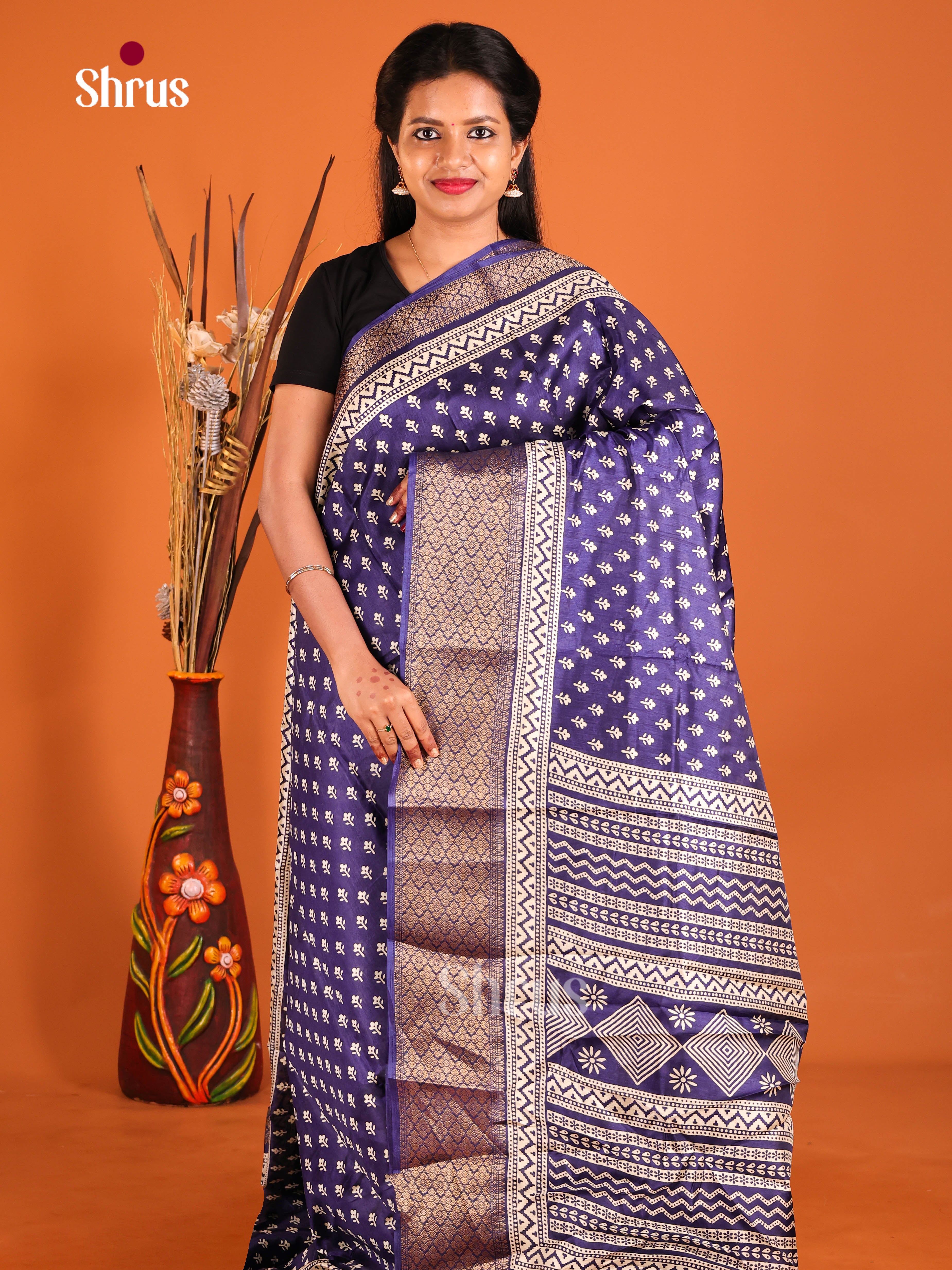 DIS10290 - Semi Crepe Saree - Shop on Shrus.com