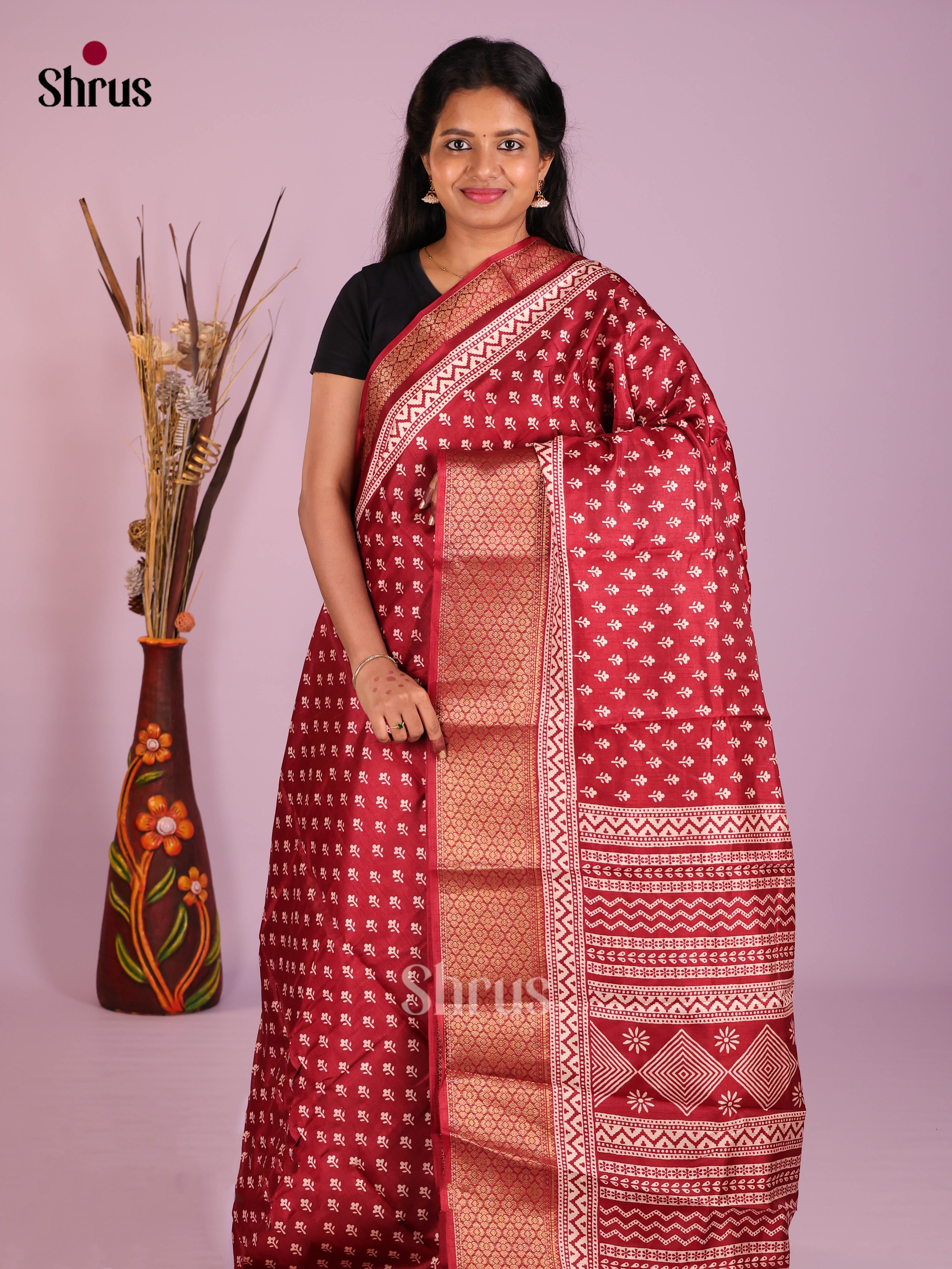 Red - Semi Crepe Saree