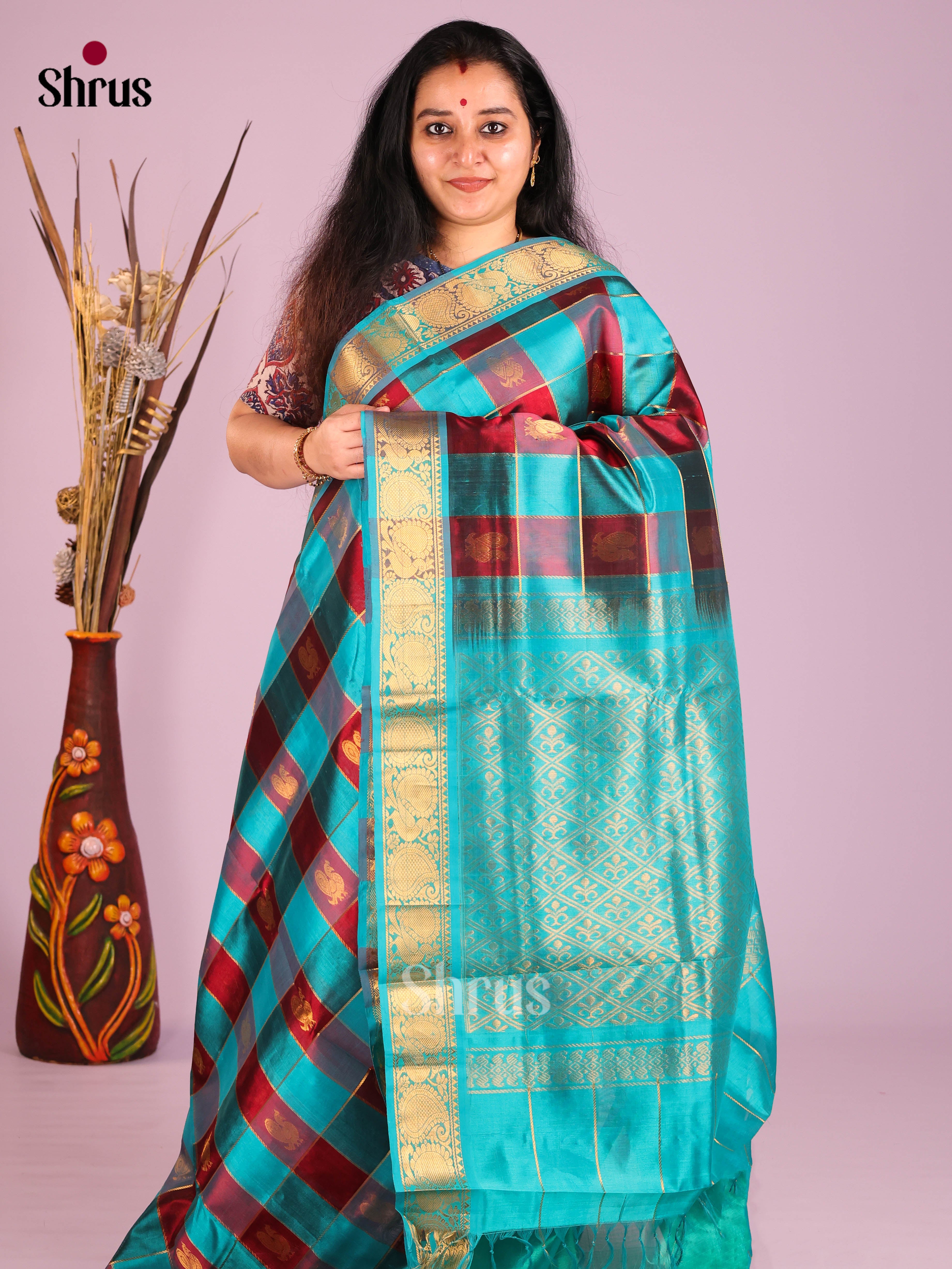 NON KORVAI MEDIUM BORDER-Checks Saree