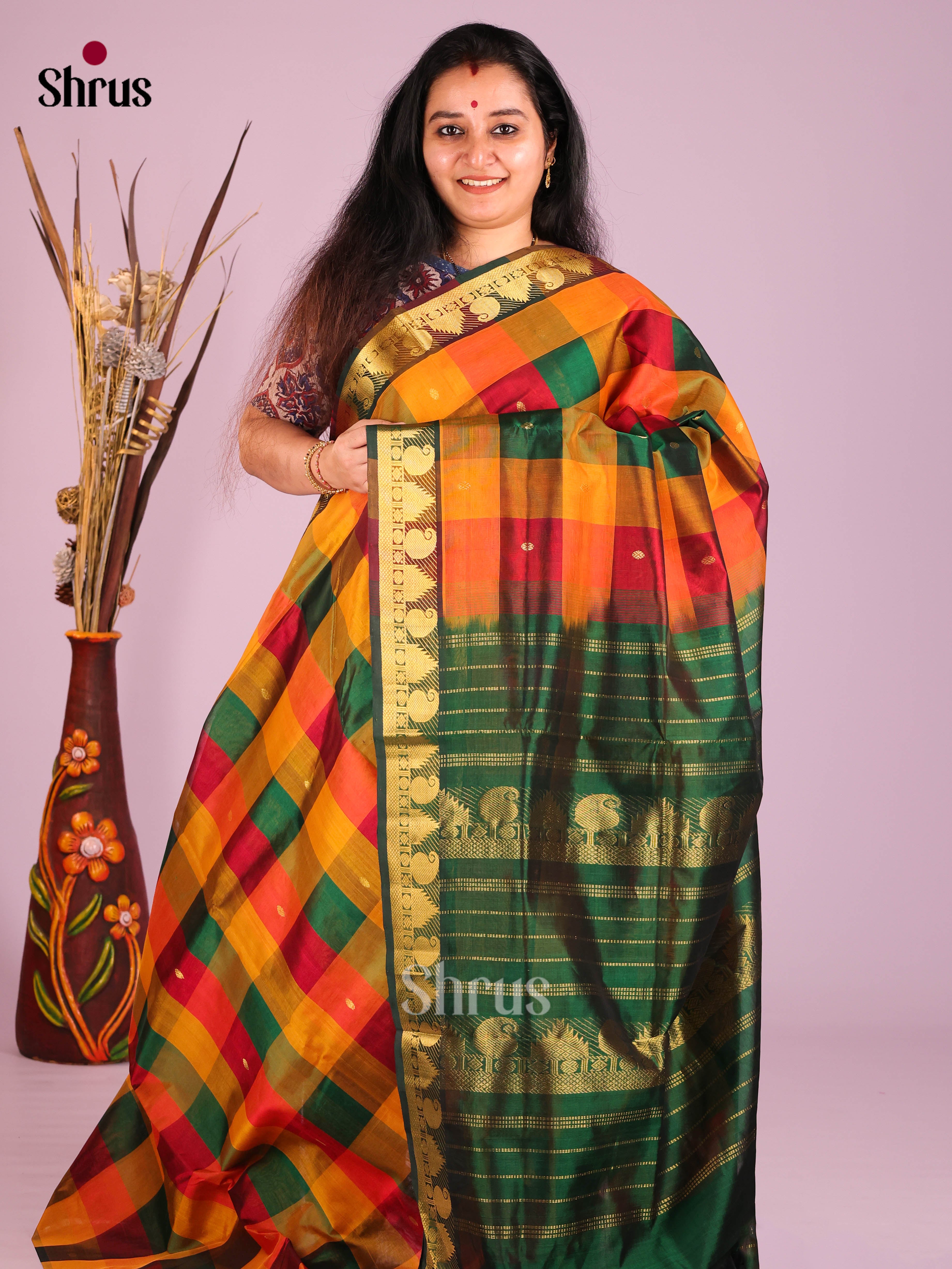 DIS10615 - NON KORVAI MEDIUM BORDER-Checks Saree - Shop on Shrus.com