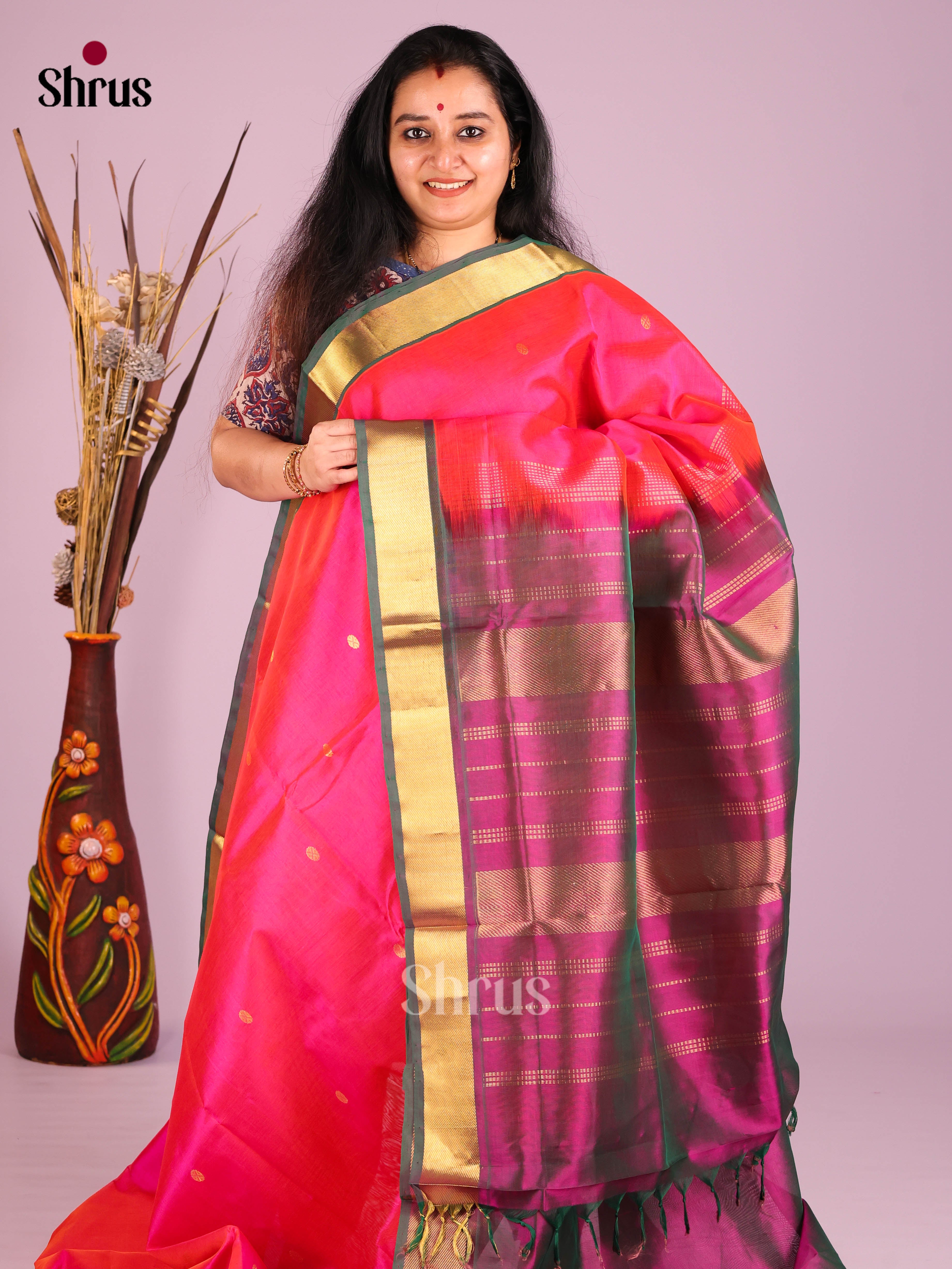 Pretty Pink Silk Cotton Saree With Golden Buttas, Zari Woven Kaddi Border & Purple Pallu