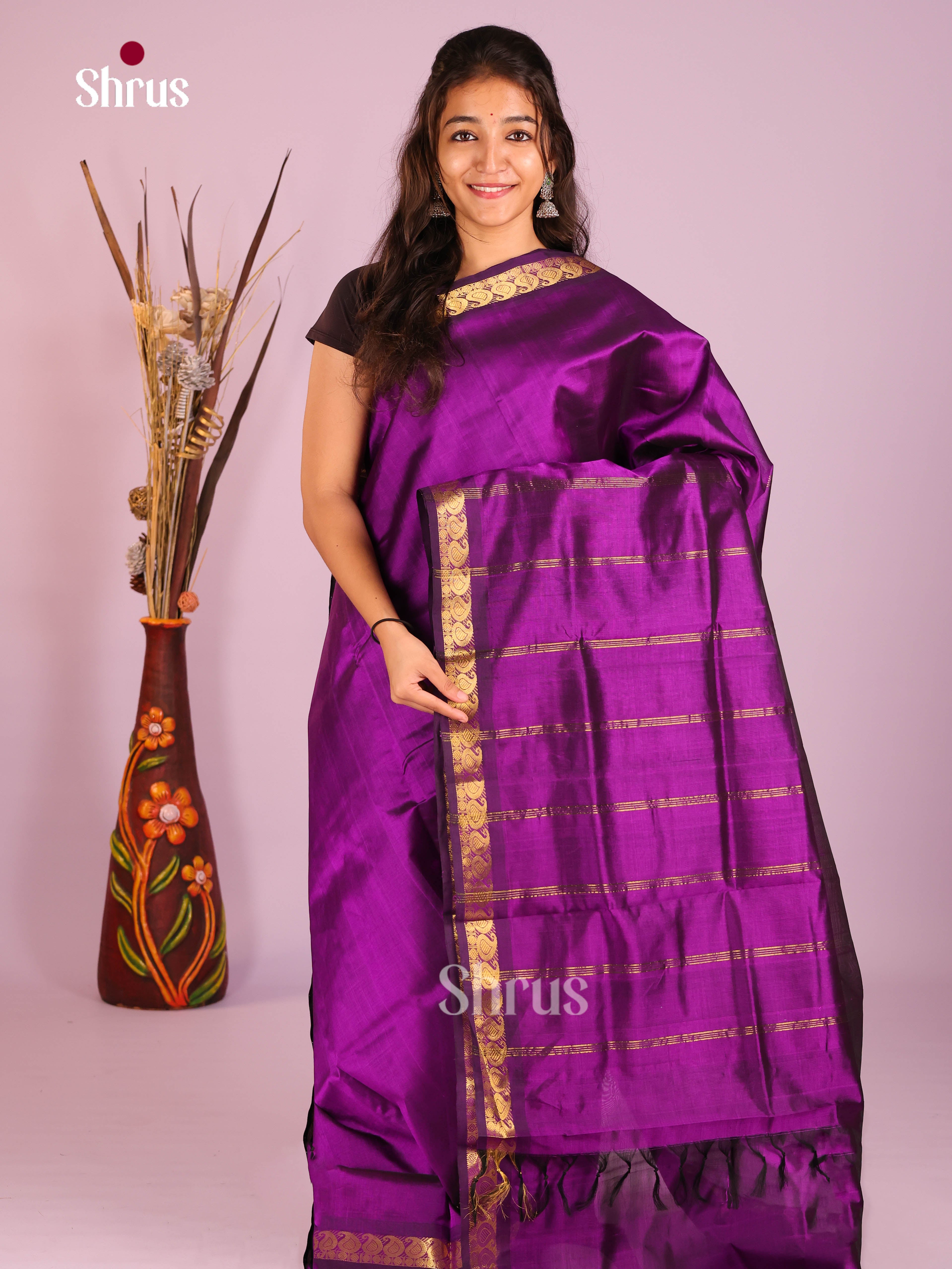 Elegant Violet Silk Cotton Saree with Plain Body & Self Zari Border