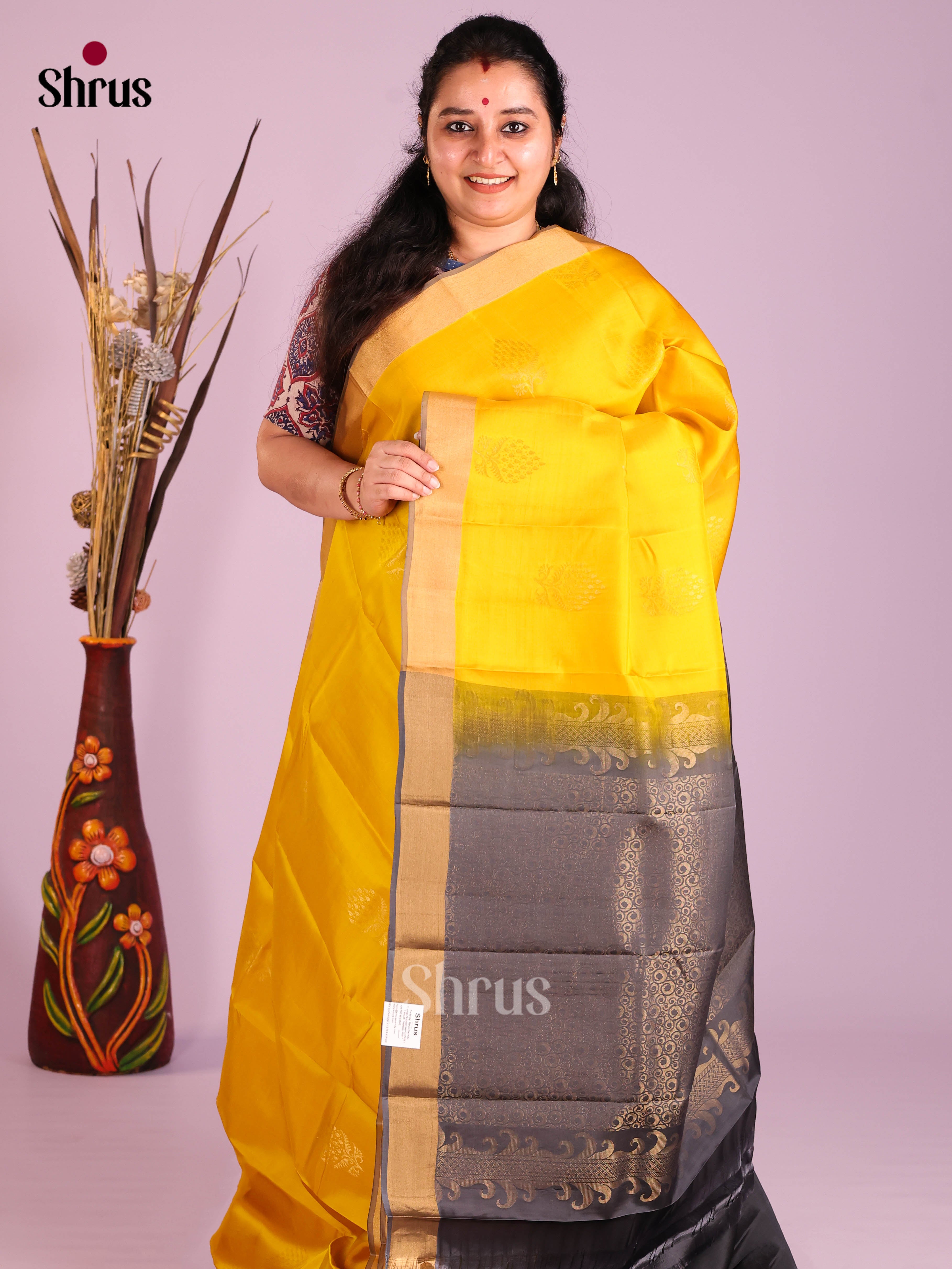 DIS11339 - Softsilk-halfpure Saree - Shop on Shrus.com