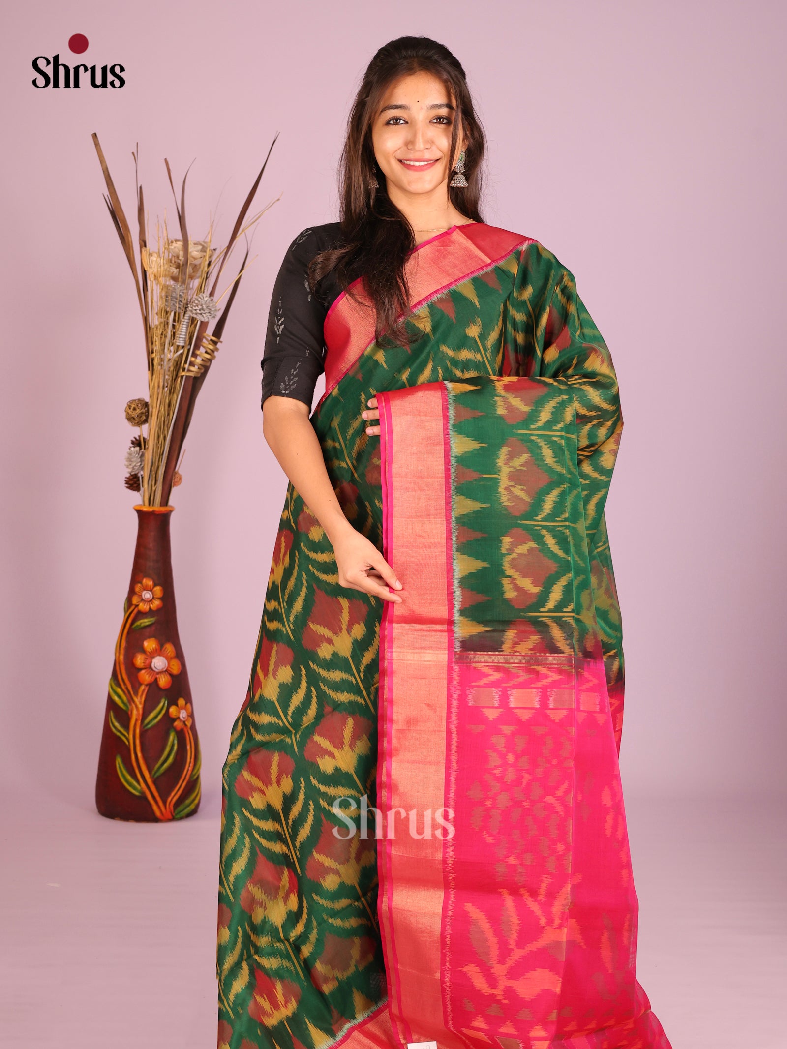 Classy Forest Green Pochampally Saree In Silk Cotton With Pink Zari Border