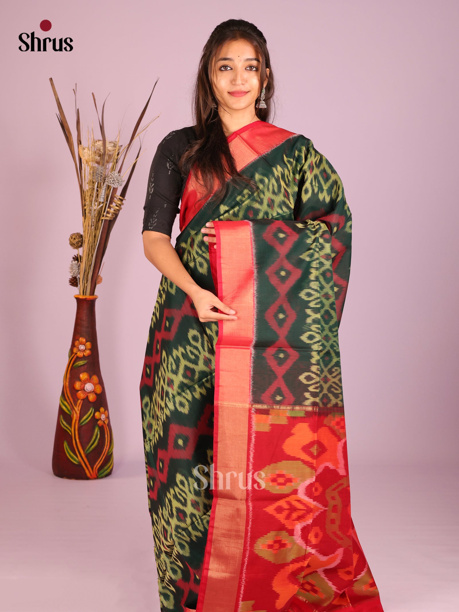 Rich Dark Green Pochampally Silk Cotton Saree & Red Zari Border