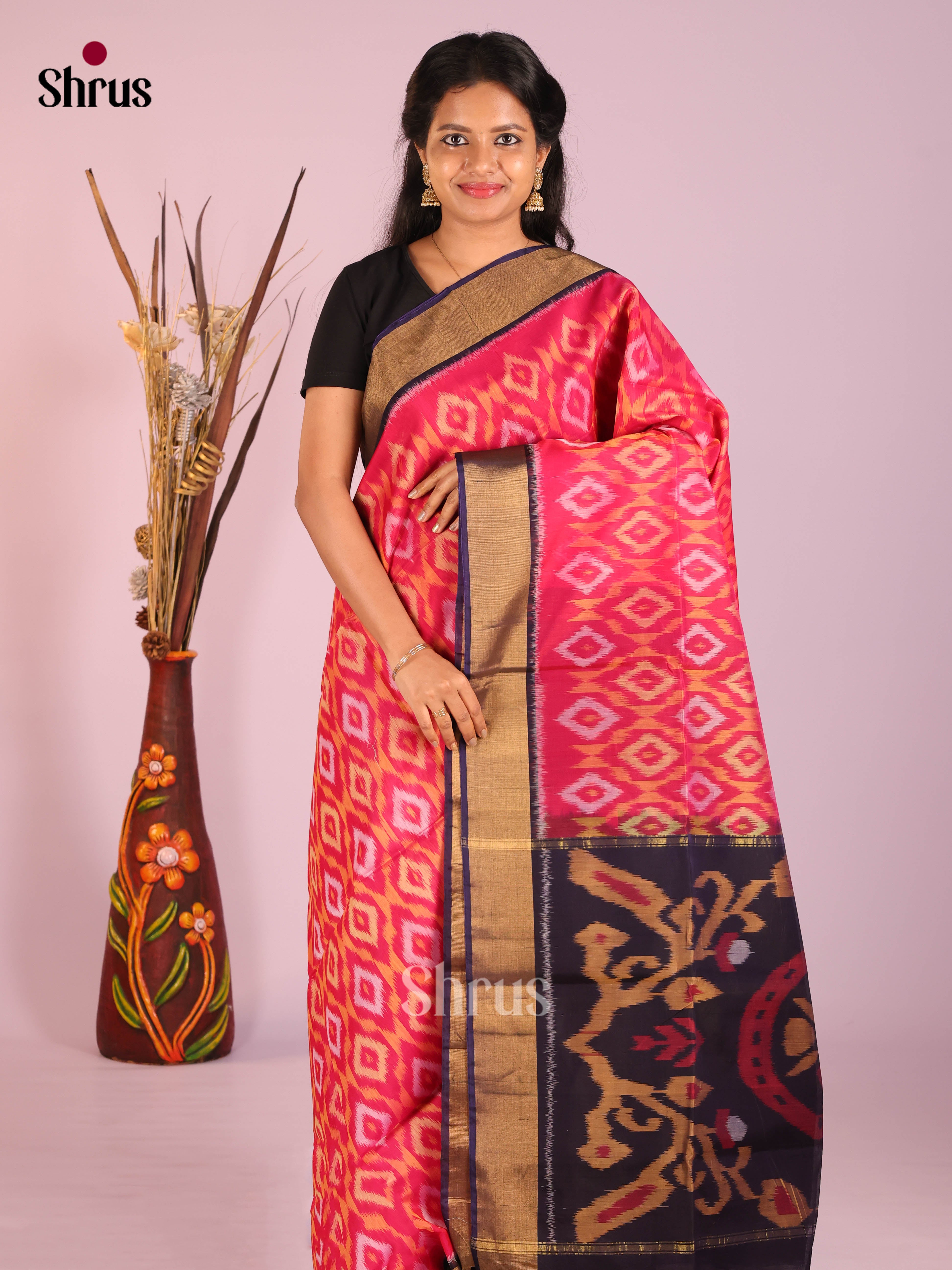 Pretty Pink Pochampally Silk Cotton Saree & Dark Violet Ikkat Pallu