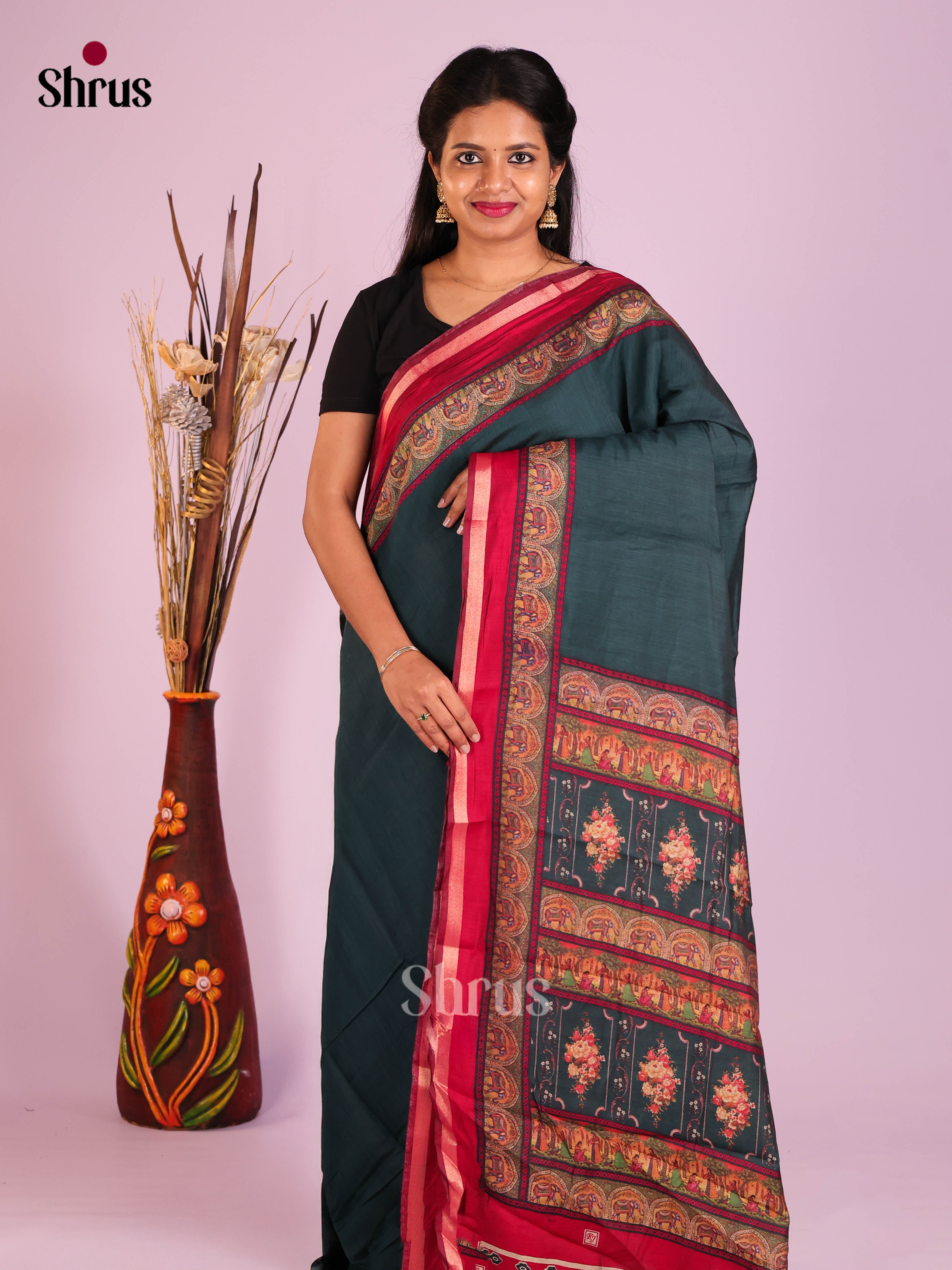 Green & Red - Art Modal Saree - Shop on Shrus.com
