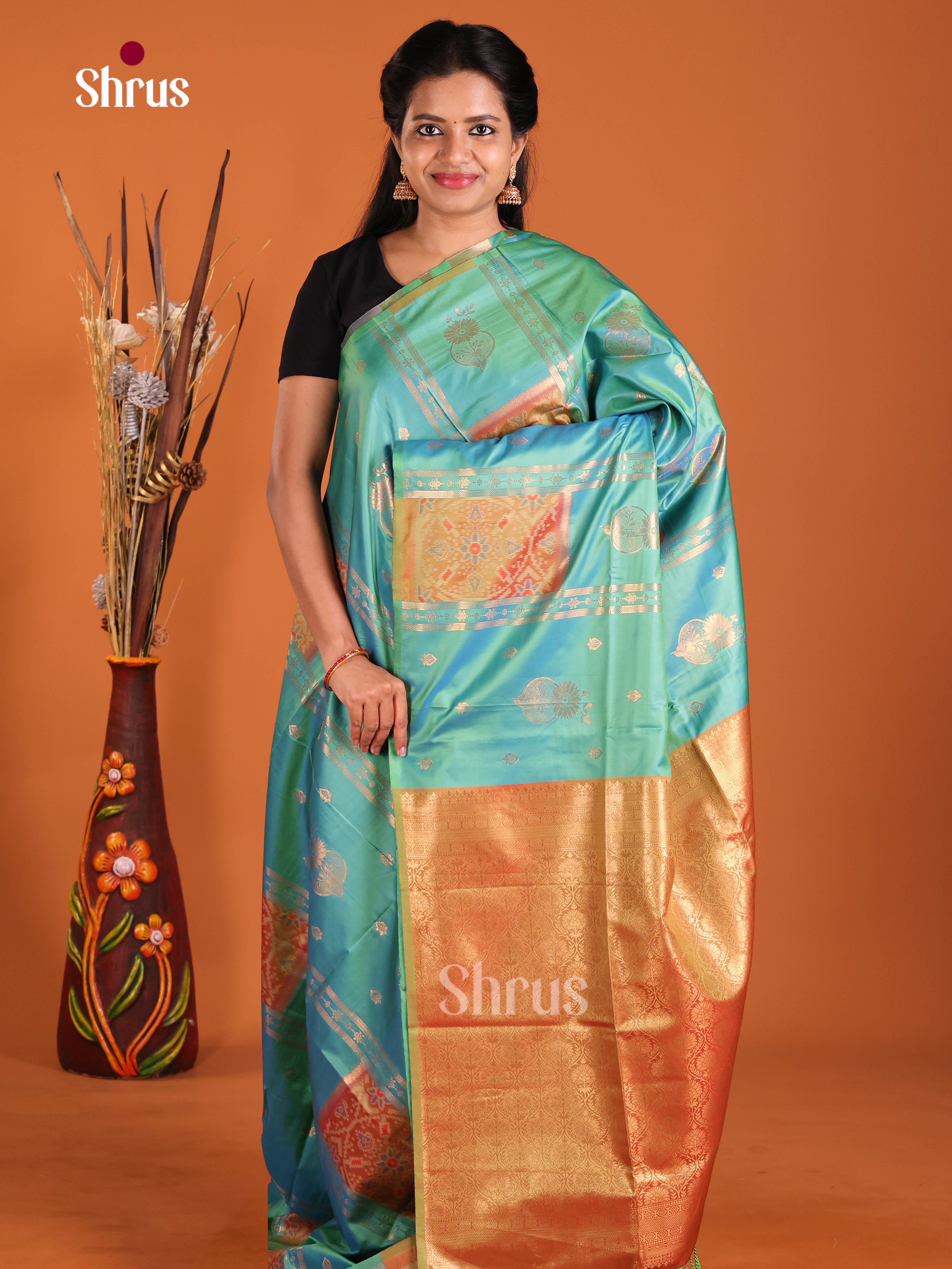 DIS13102 - Semi Softsilk Saree