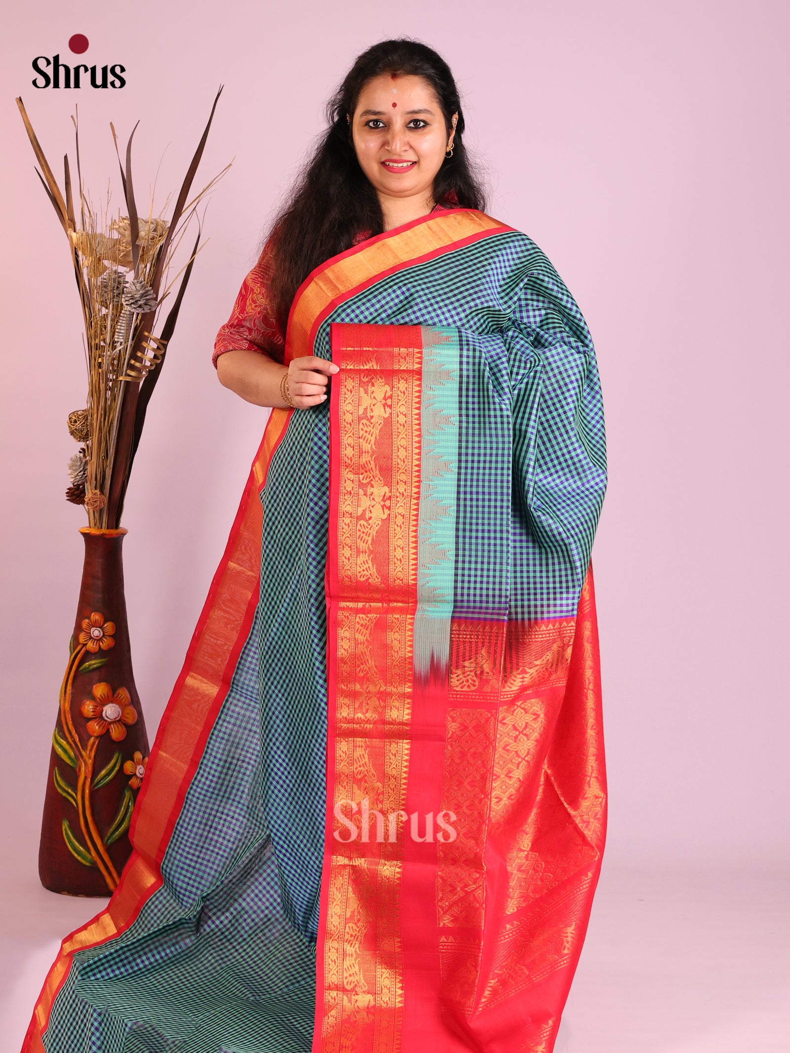 DIS13885 - Korvai-kattams Saree