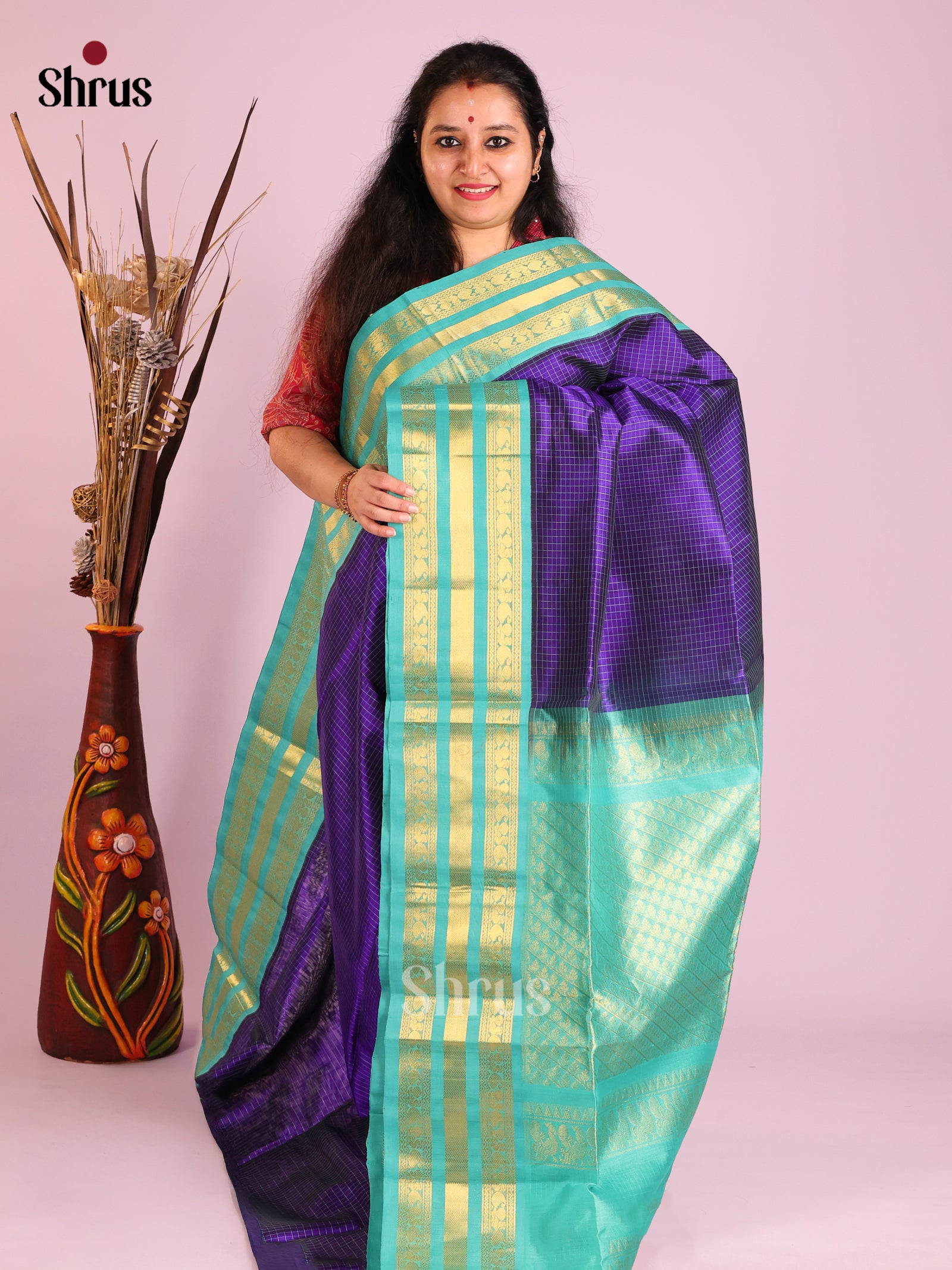 DIS13903 - Korvai-kattams Saree
