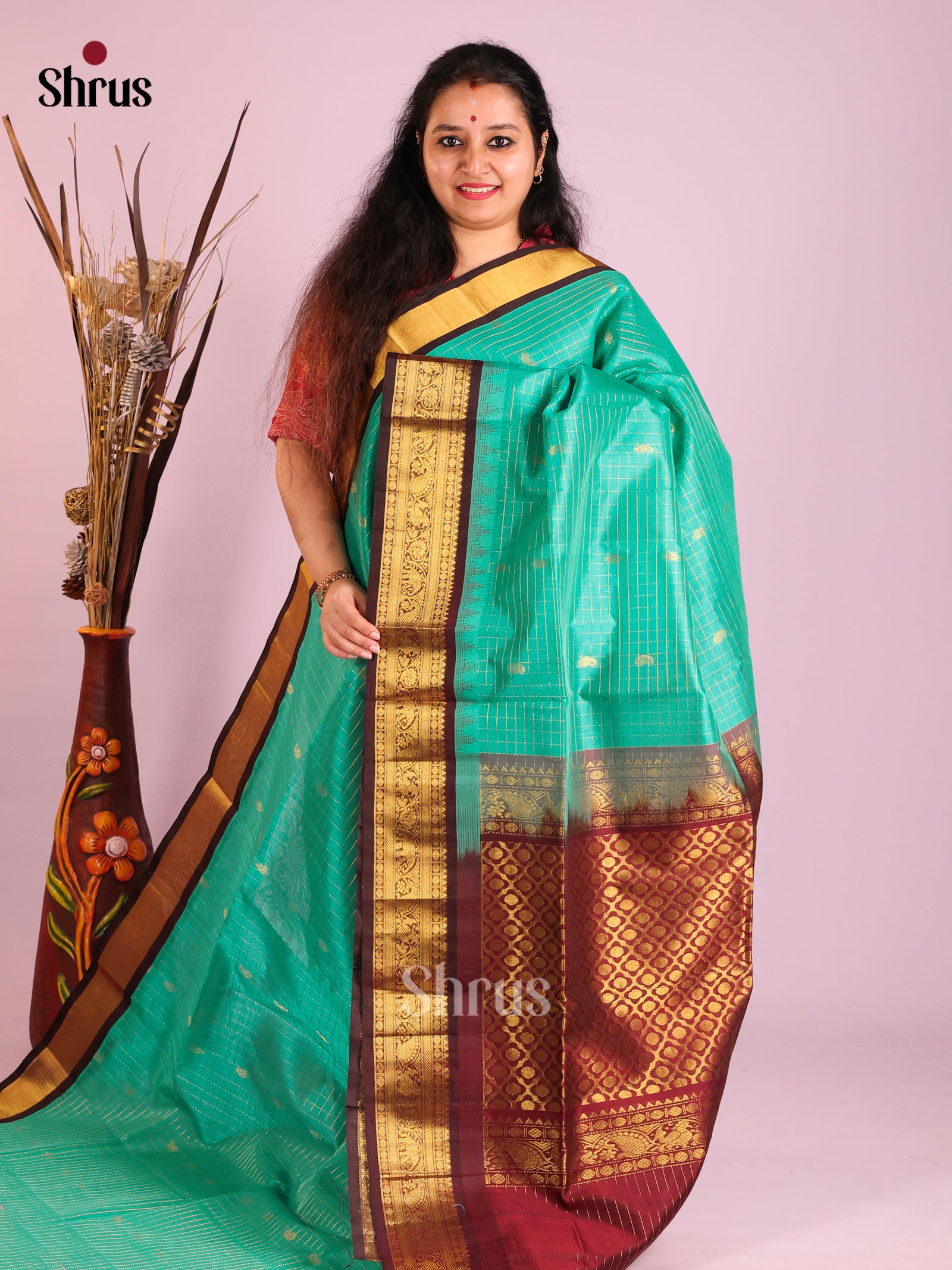 DIS13905 - Korvai-kattams Saree