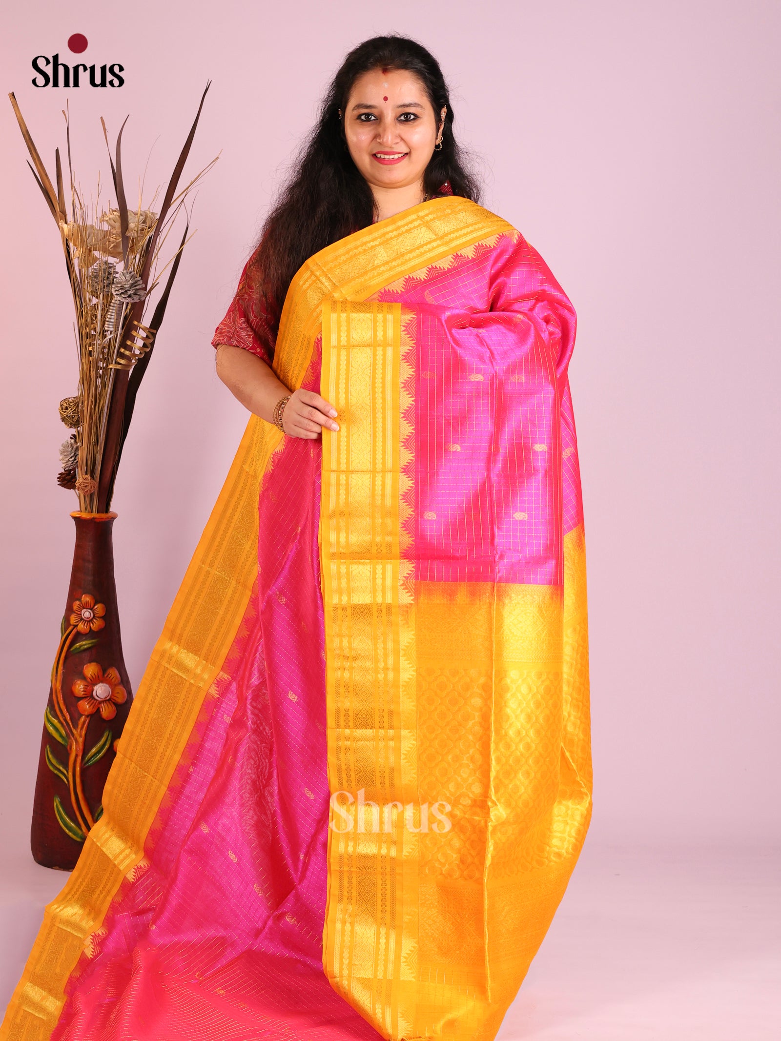 DIS13907 - Korvai-kattams Saree