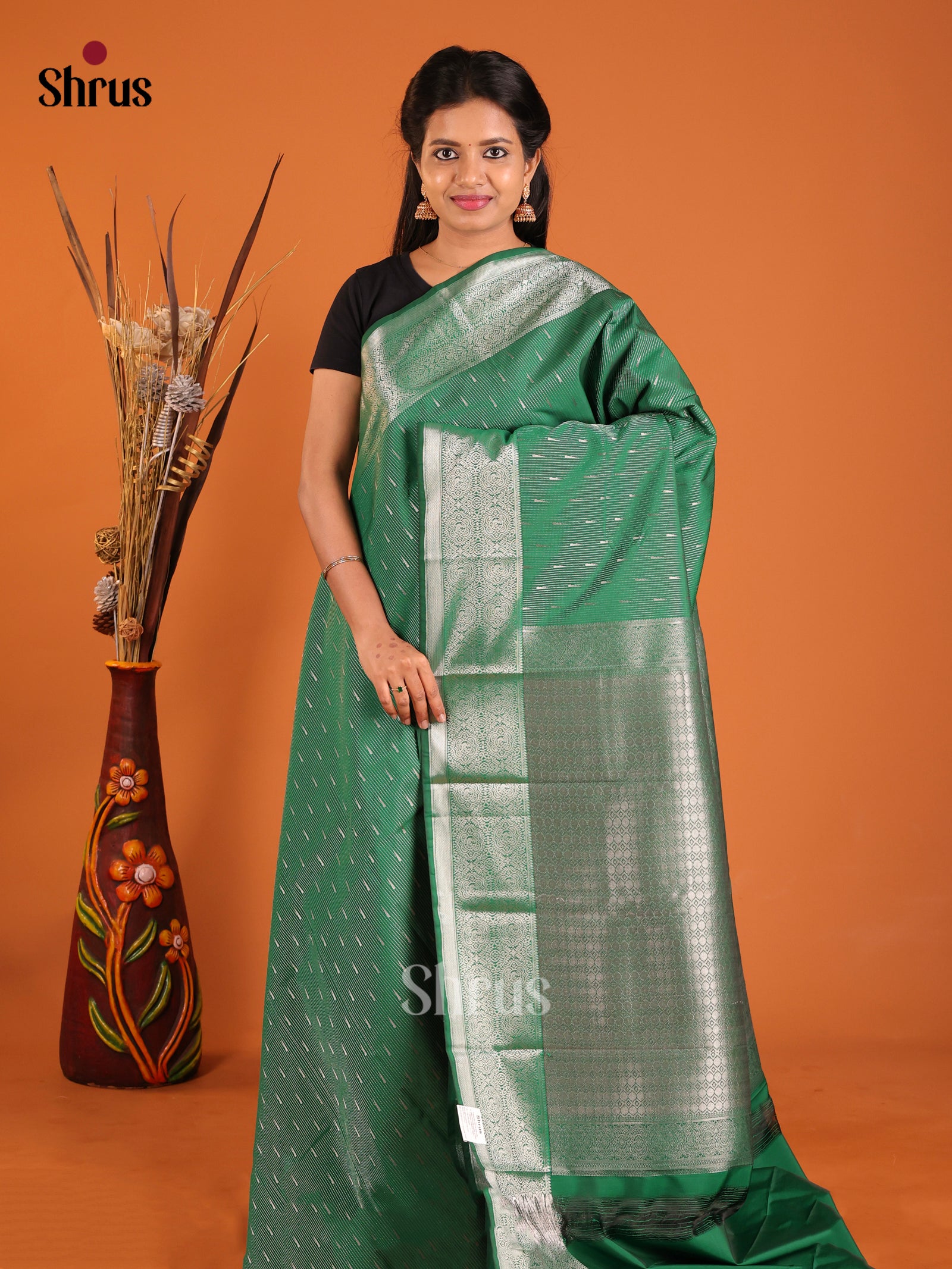 DIS14031 - Semi Kanchipuram Saree - Shop on Shrus.com