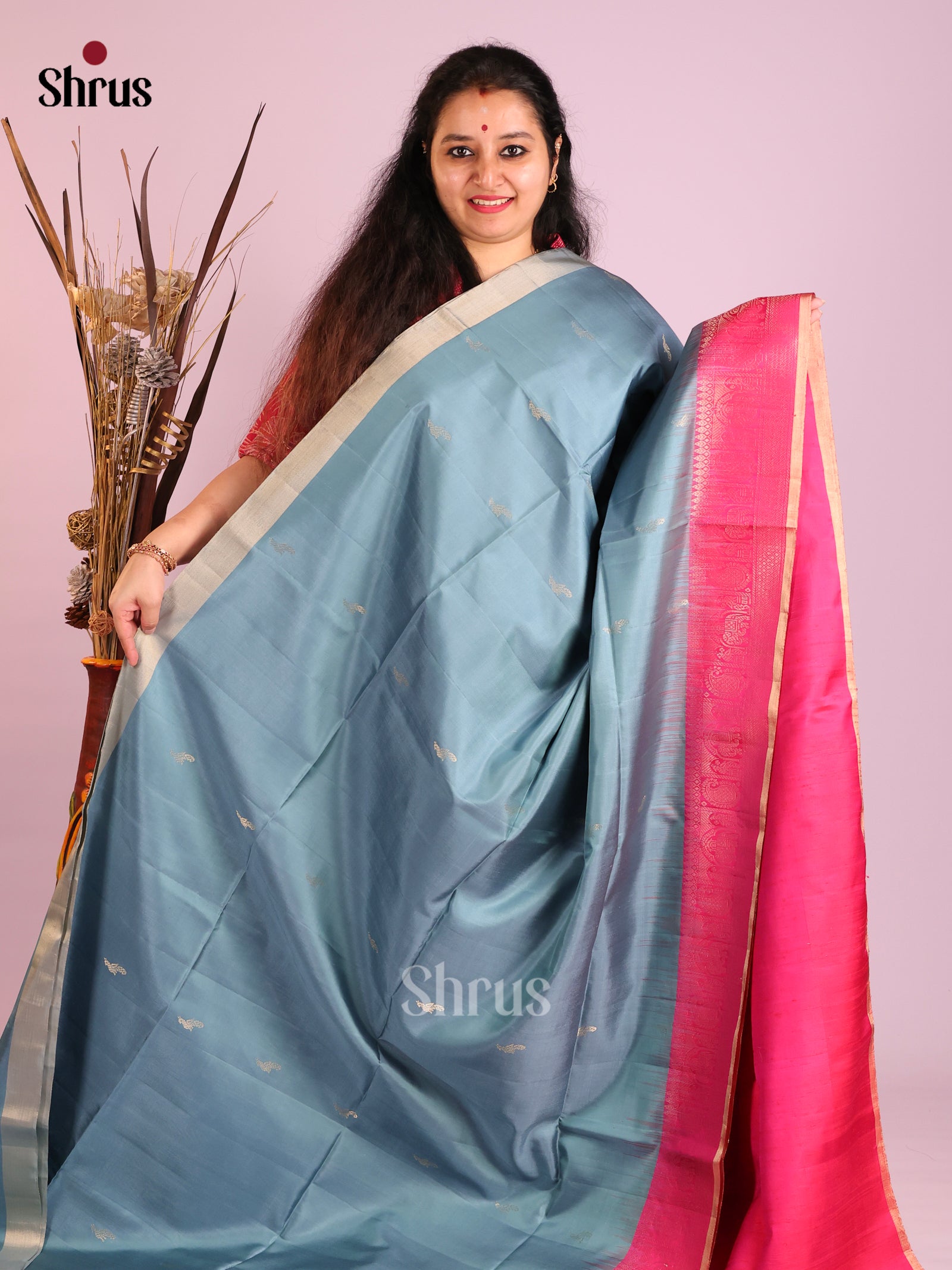 Elegant Steel Blue Soft Silk Saree With Peacock Buttas & Pink Brocade Pallu 1