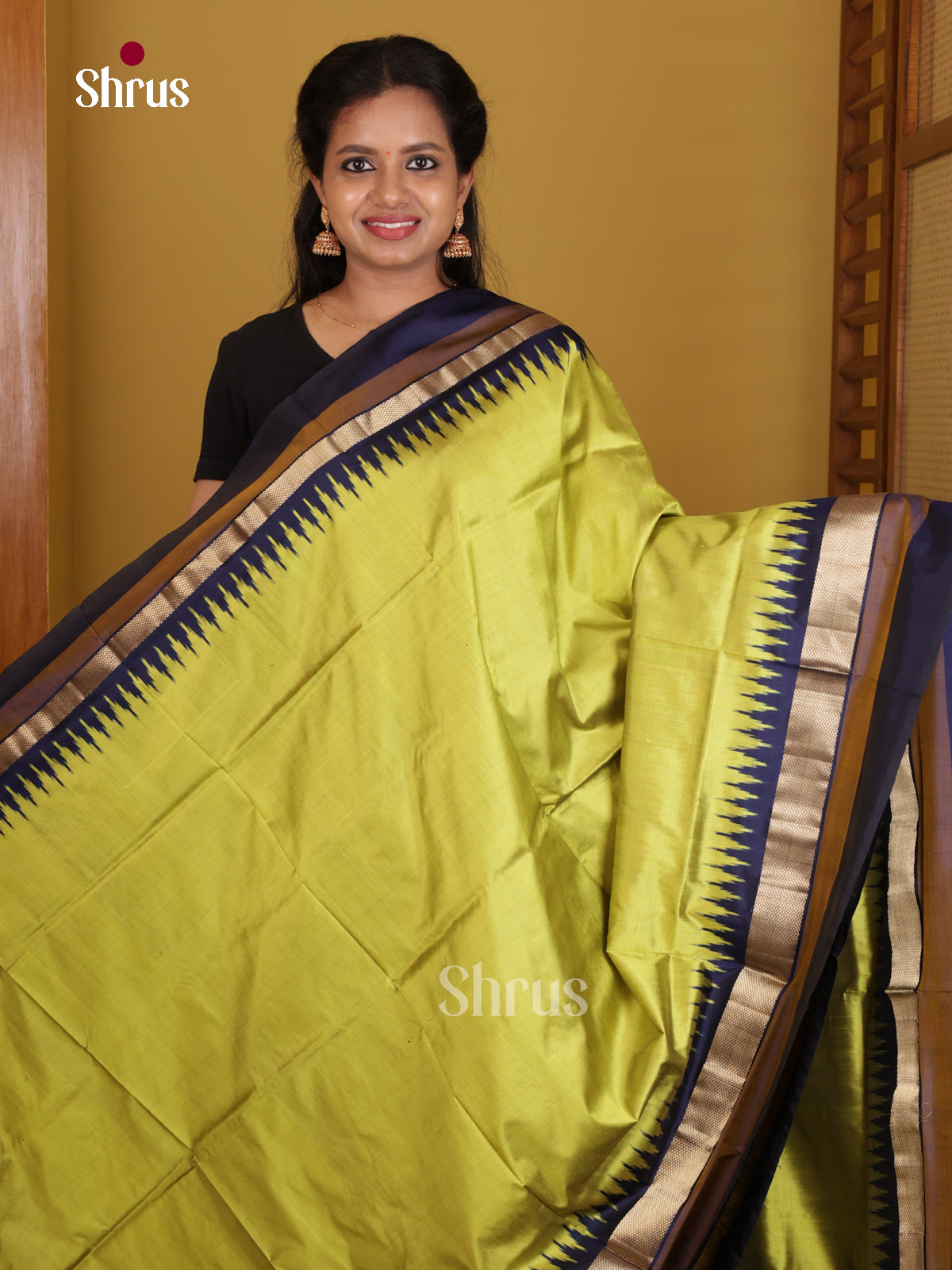 DIS16144 - Ikkat Silk Saree - Shop on Shrus.com