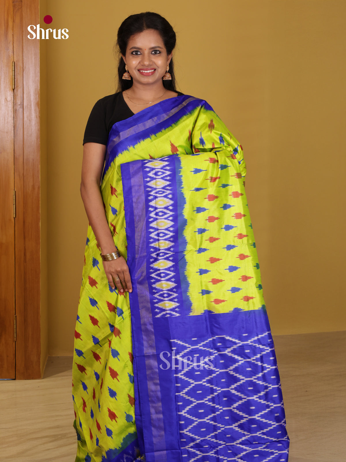 DIS16152 - Ikkat Silk Saree - Shop on Shrus.com