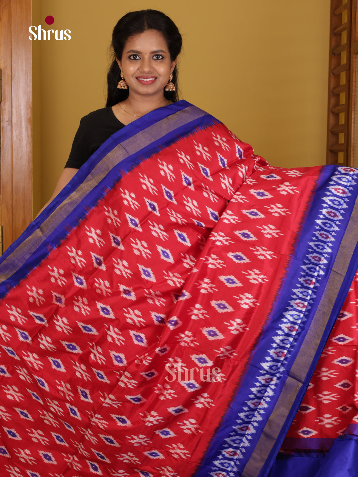 DIS16160 - Ikkat Silk Saree - Shop on Shrus.com
