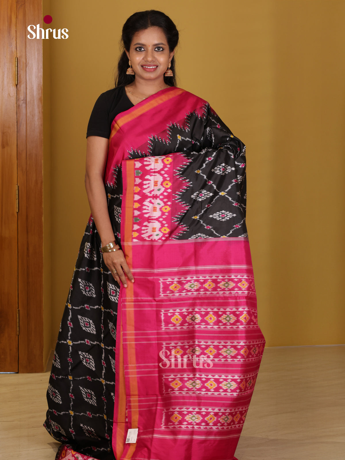 DIS16223 - Ikkat Silk Saree - Shop on Shrus.com