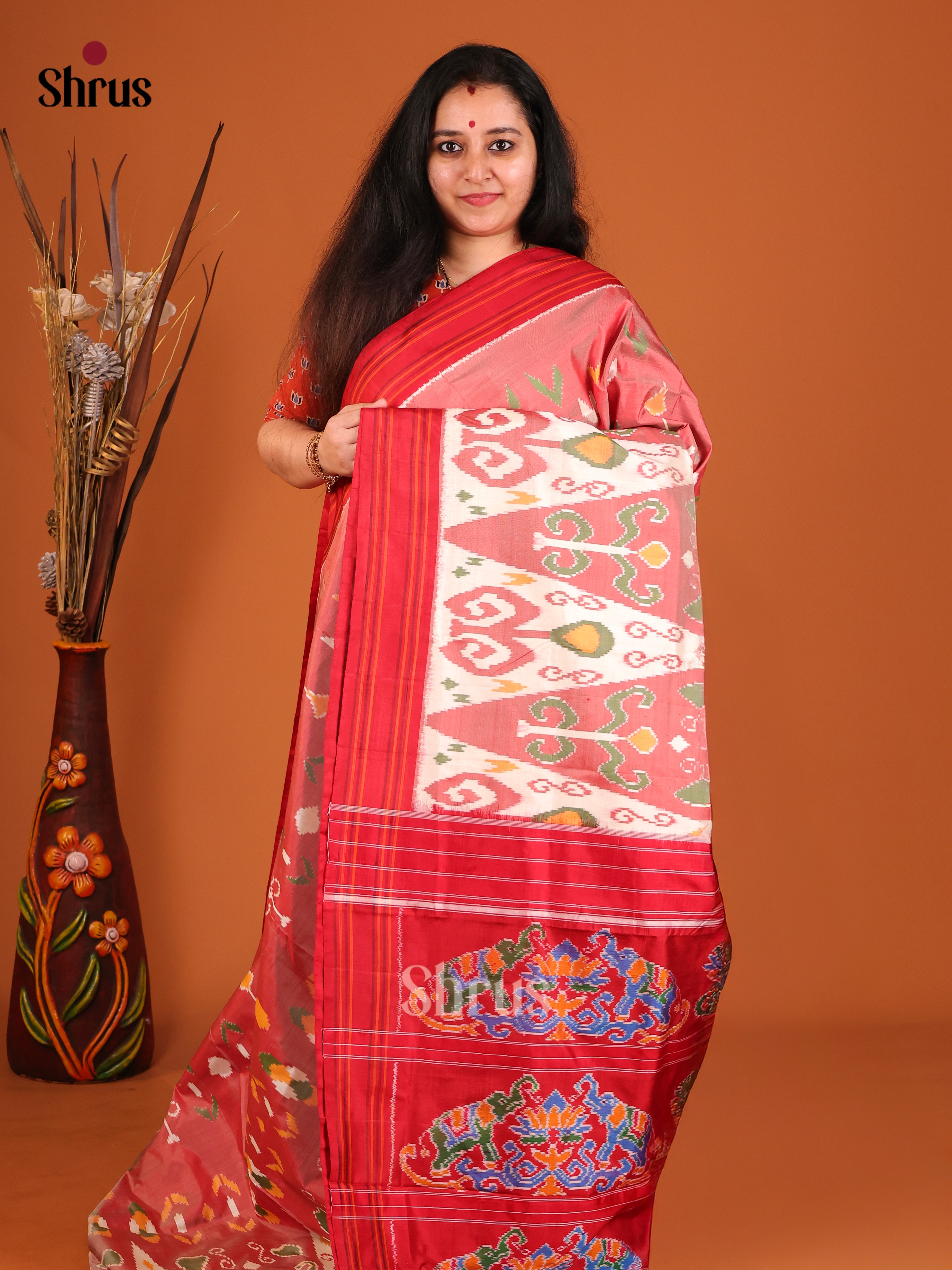 DIS16234 - Ikkat Silk Saree