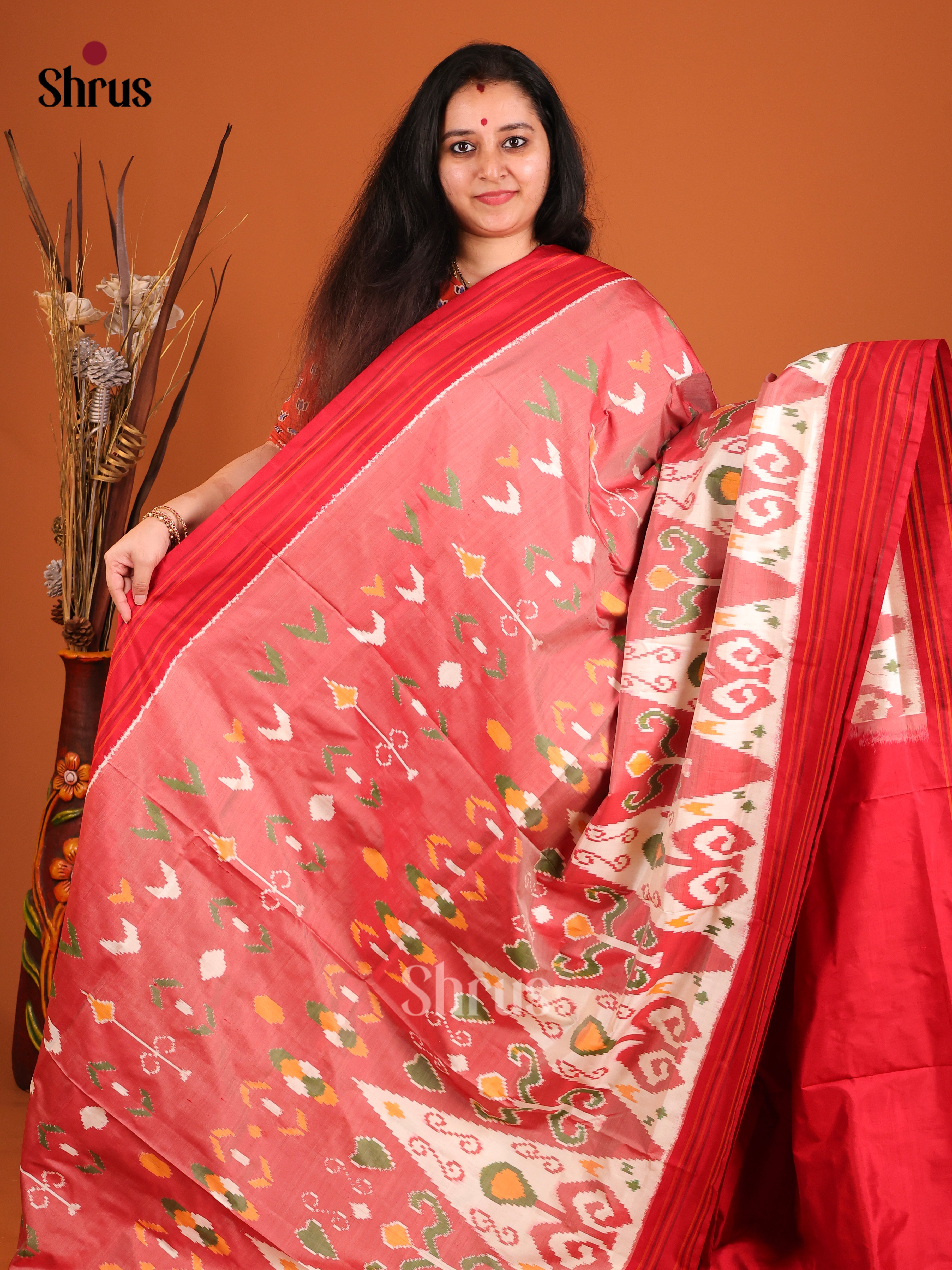 DIS16234 - Ikkat Silk Saree