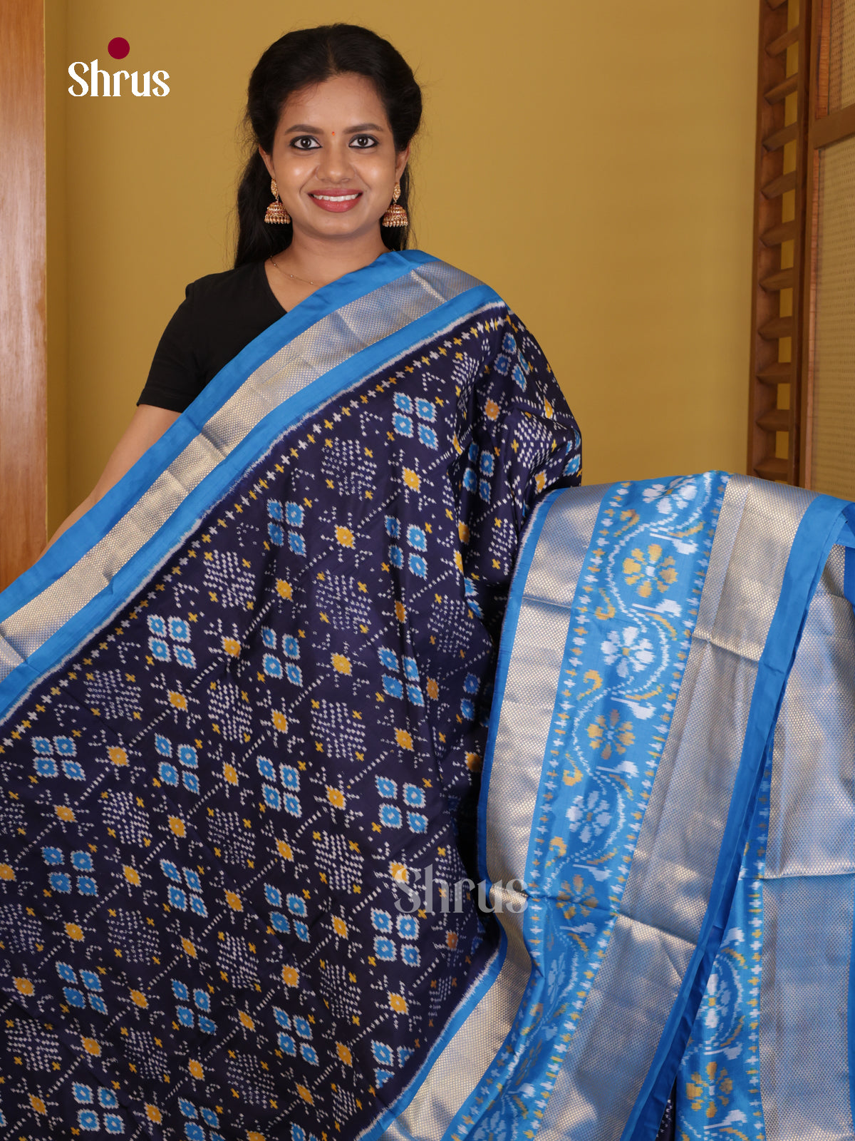 DIS16250 - Ikkat Silk Saree - Shop on Shrus.com