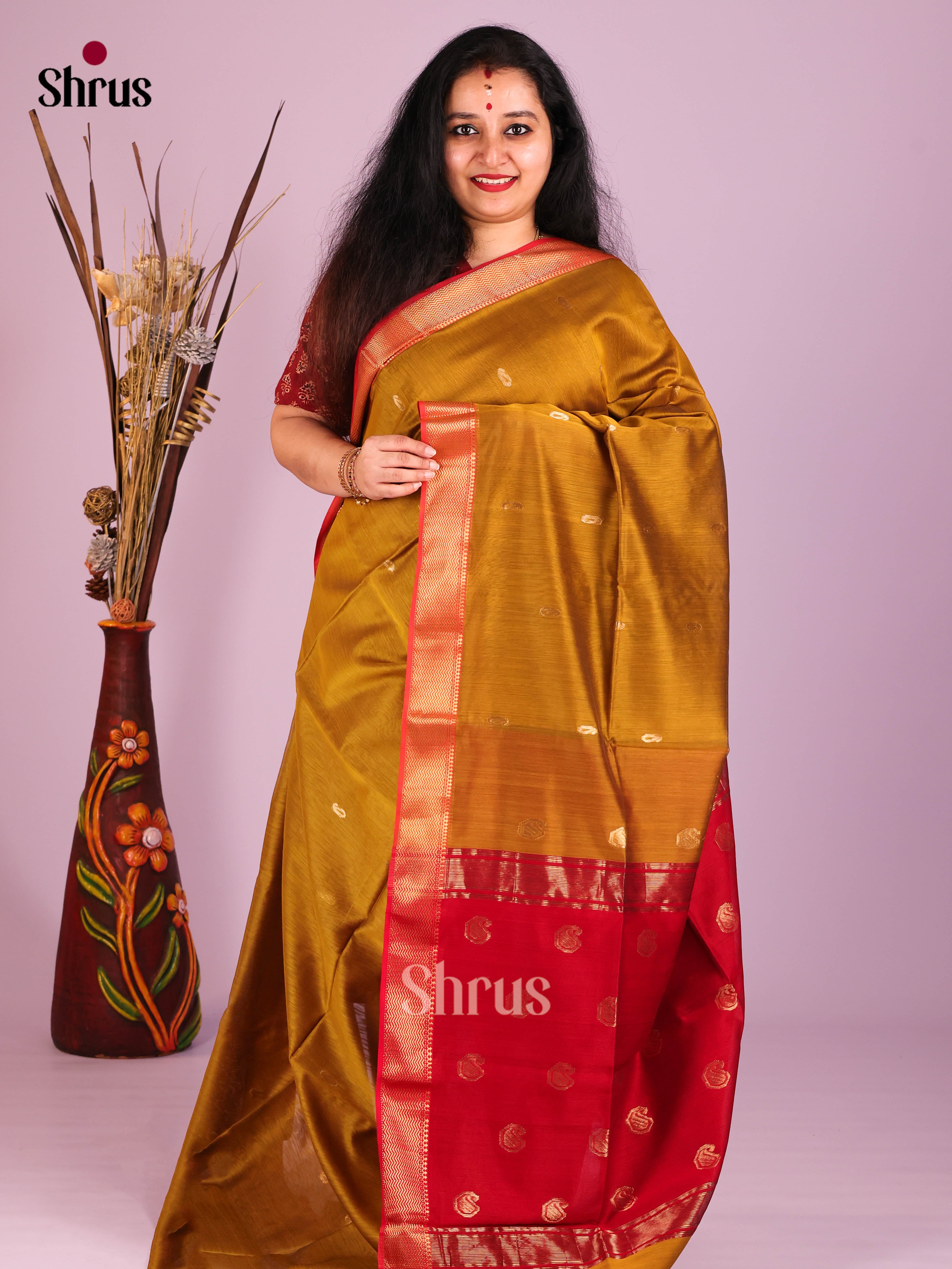 Mehandi & Red - Maheshwari silkcotton Saree - Shop on Shrus.com