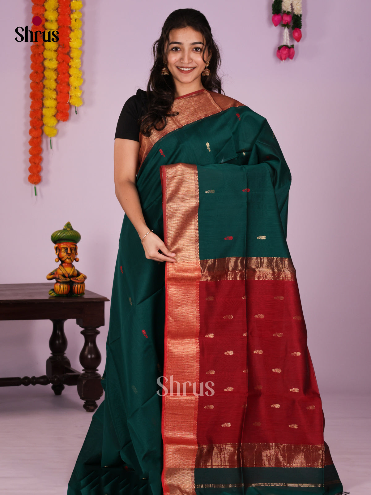 DIS16329 - Maheshwari silkcotton Saree - Shop on Shrus.com
