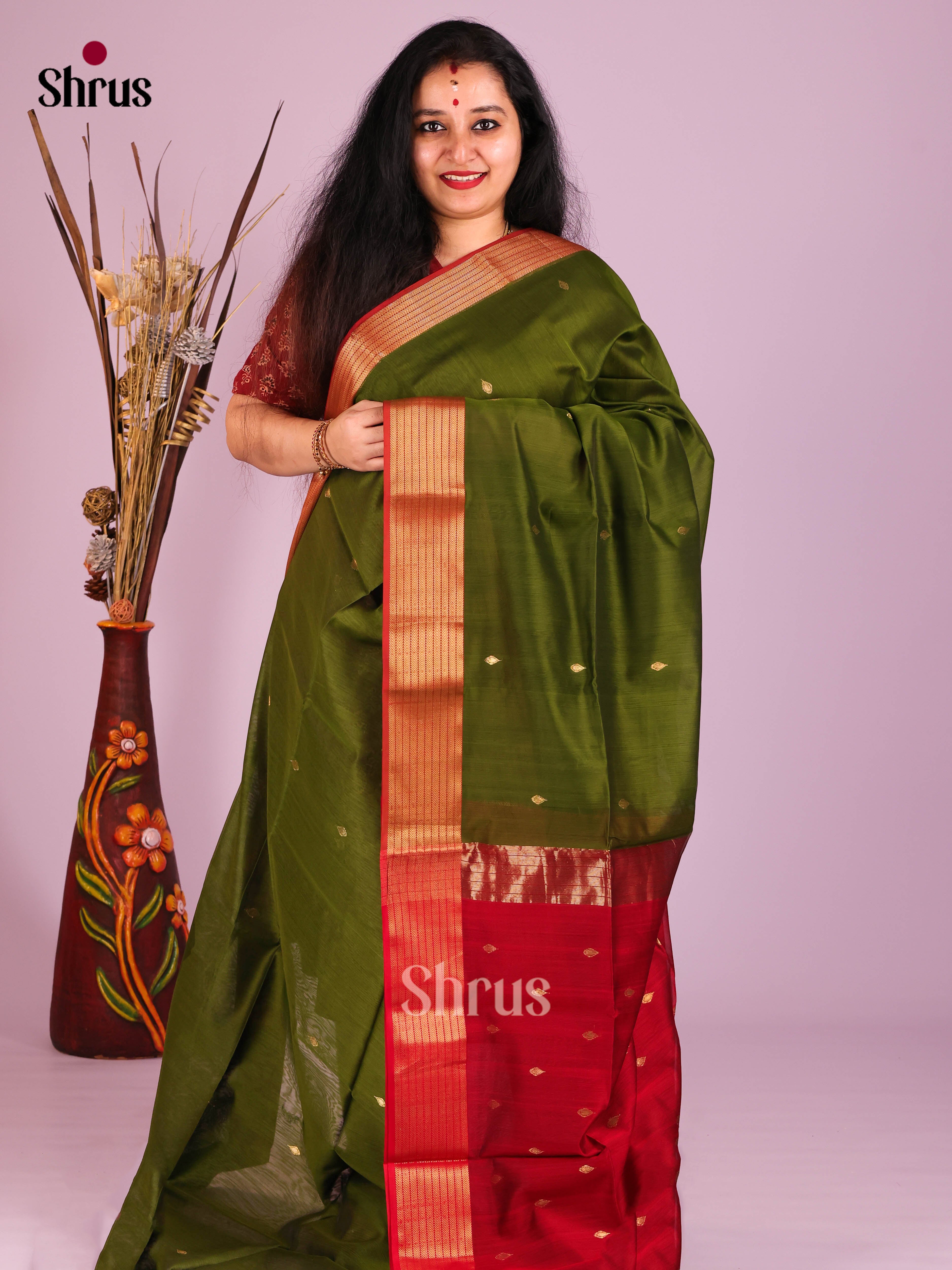 Green & Red- Maheshwari silkcotton Saree
