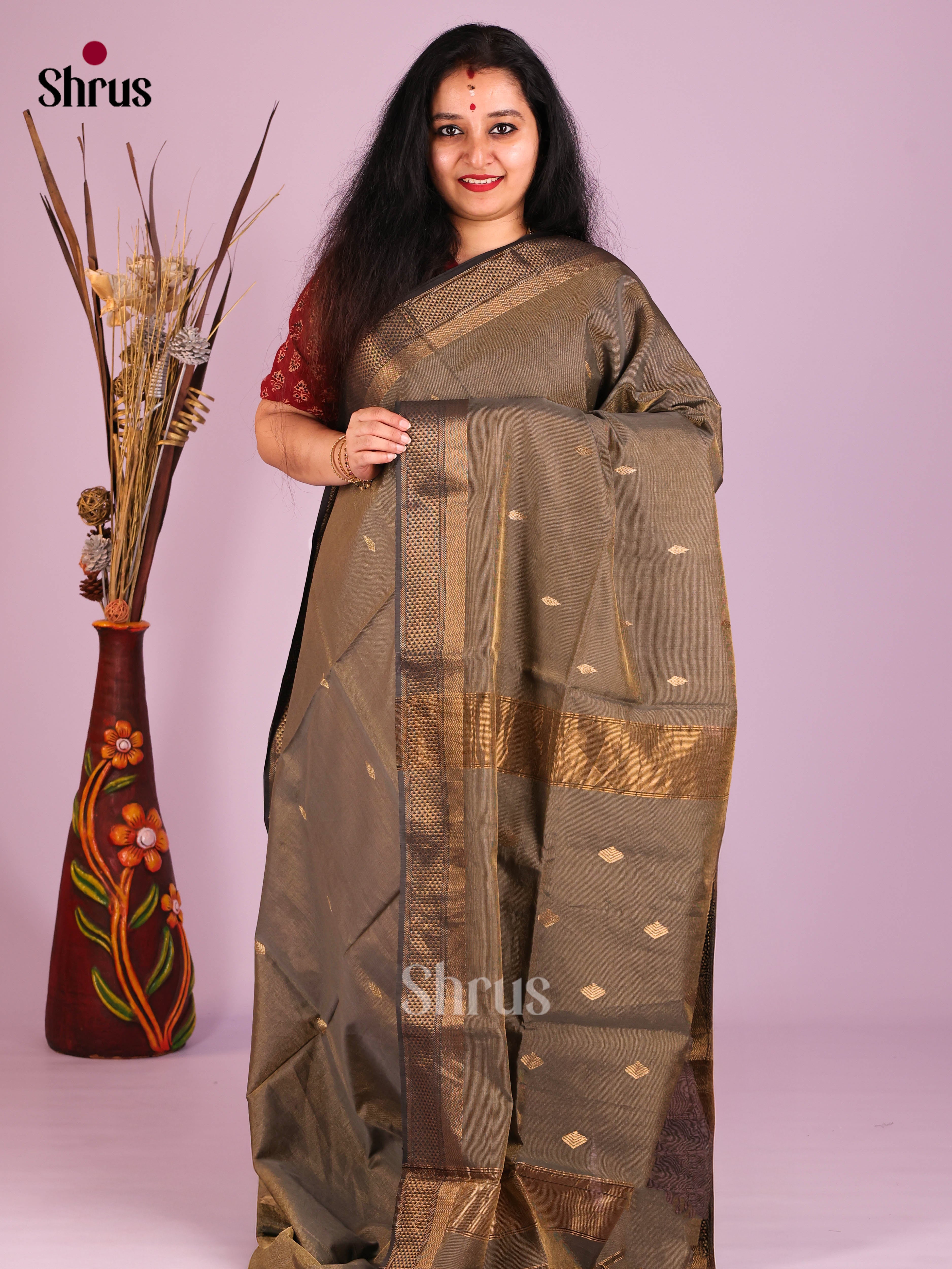 DIS16425 - Maheshwari silkcotton Saree - Shop on Shrus.com