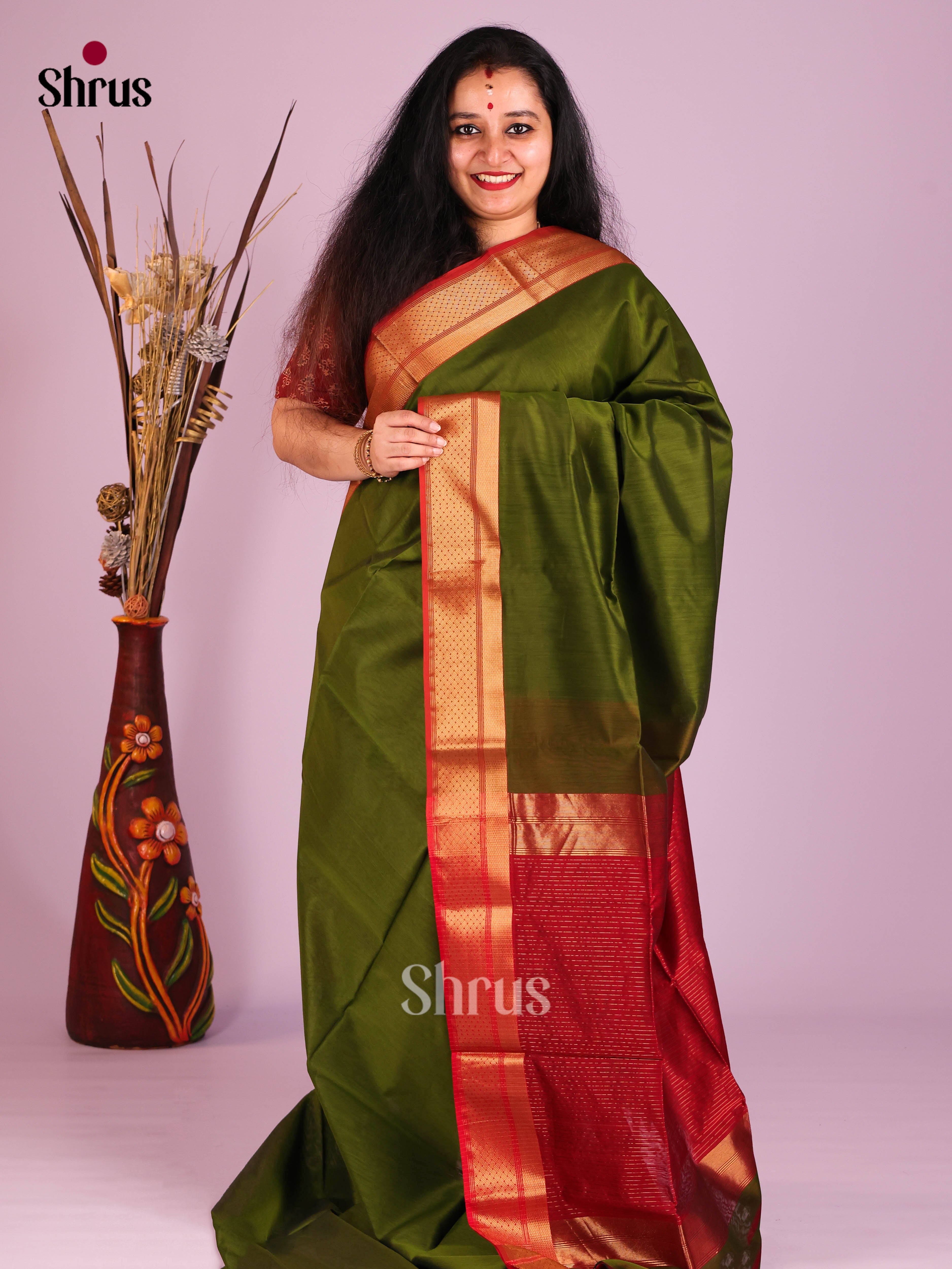 Green & Red - Maheshwari silkcotton Saree - Shop on Shrus.com