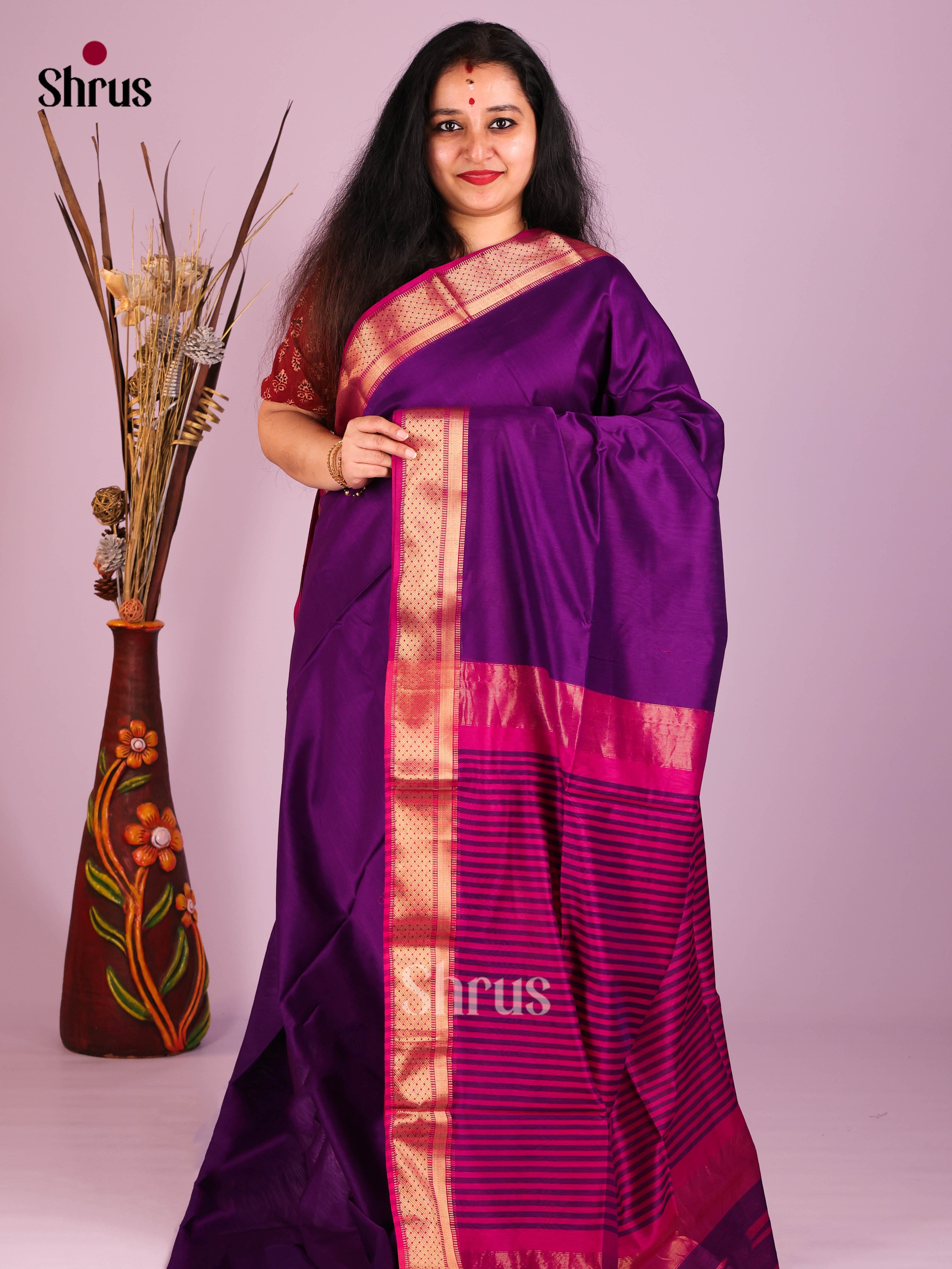 DIS16469 - Maheshwari silkcotton Saree - Shop on Shrus.com