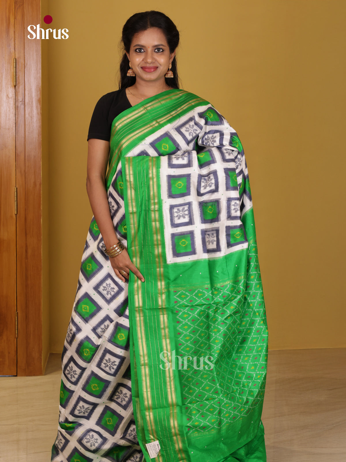 DIS16510 - Ikkat Silk Saree - Shop on Shrus.com