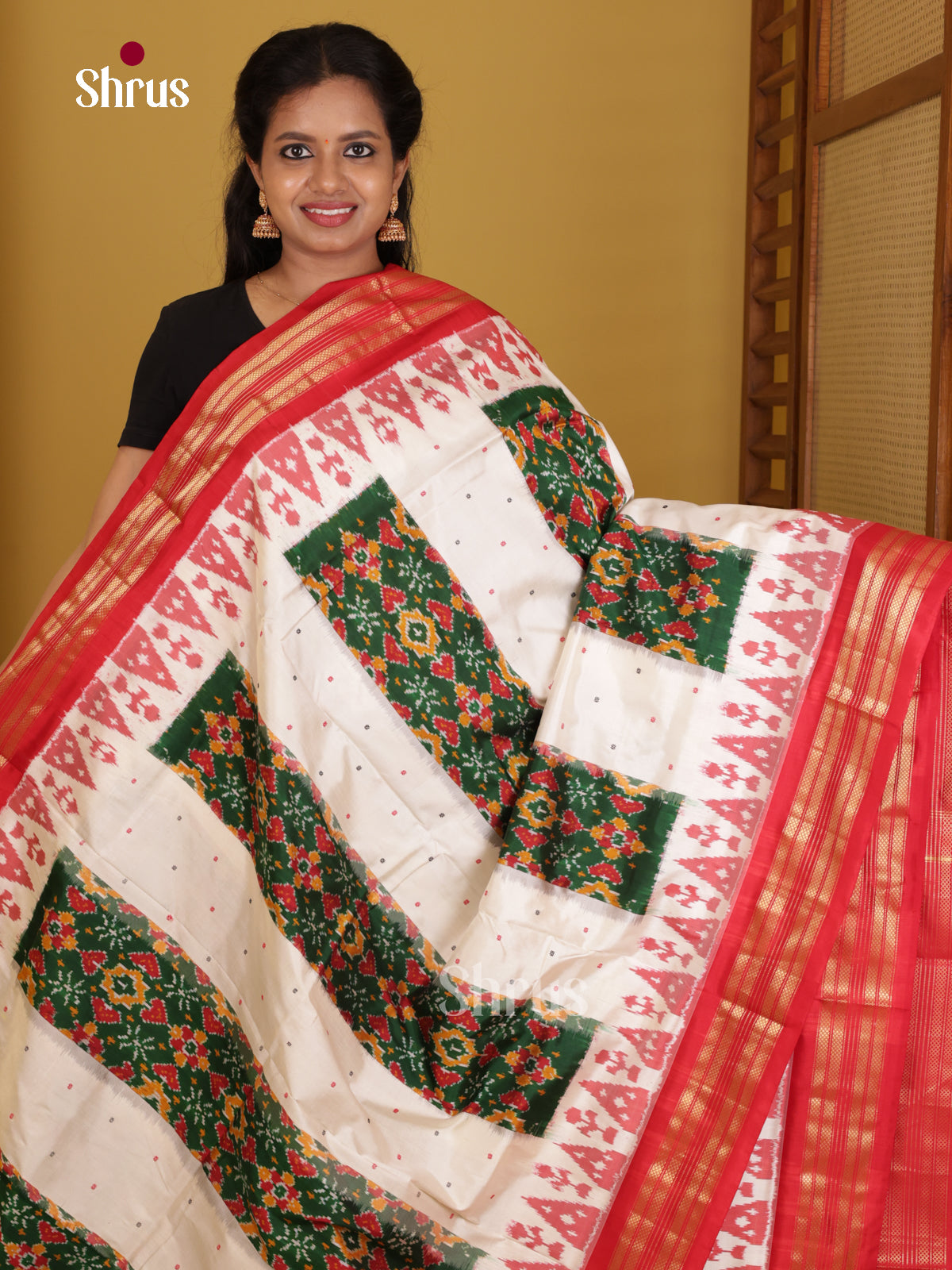 DIS16511 - Ikkat Silk Saree - Shop on Shrus.com