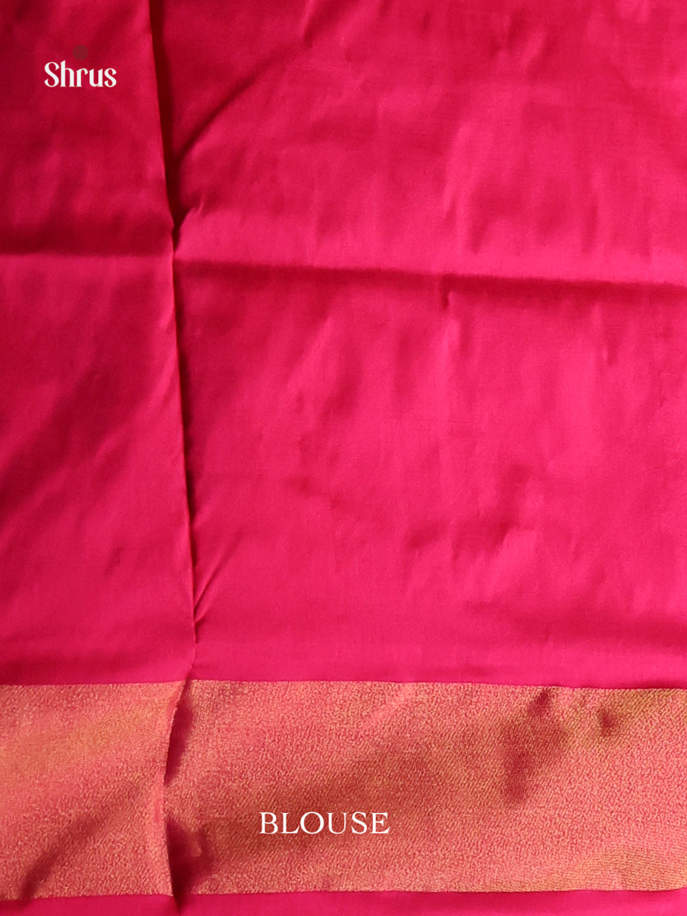 DIS16539 - Ikkat Silk Saree