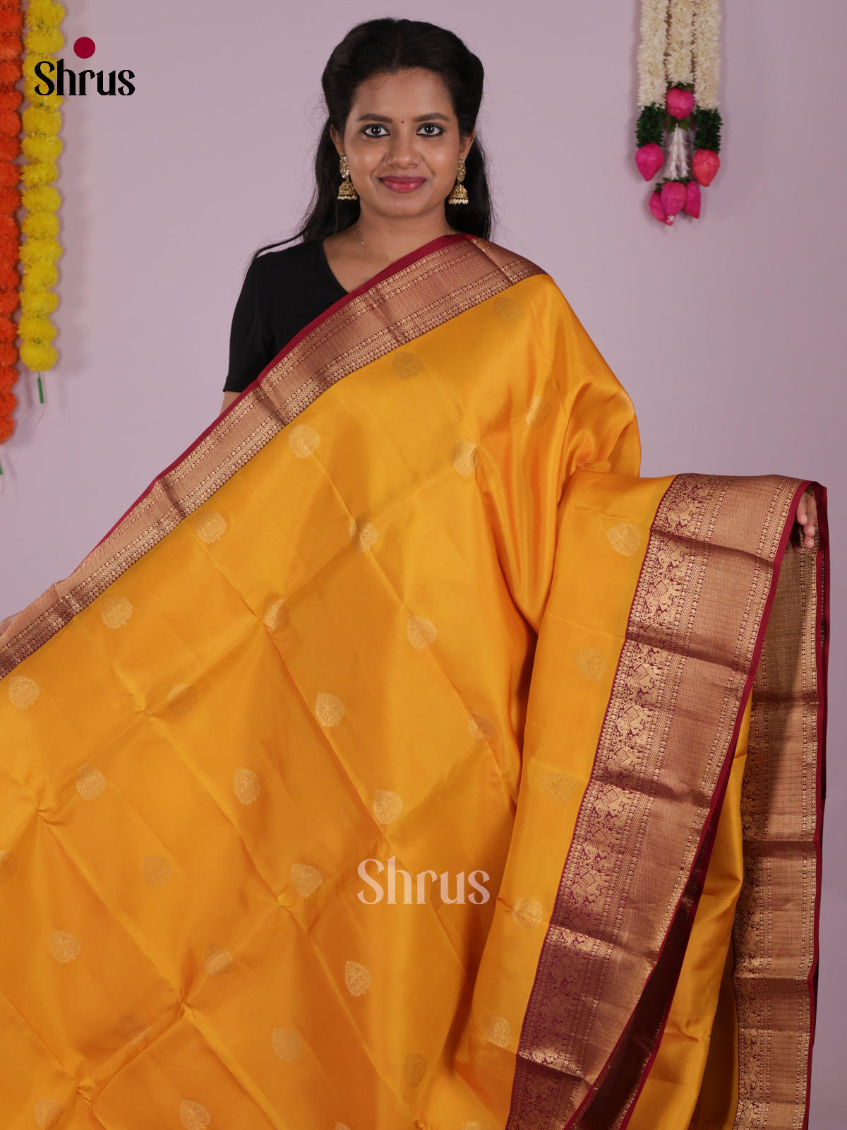 DIS16547 - Kanchipuram-halfpure Saree - Shop on Shrus.com