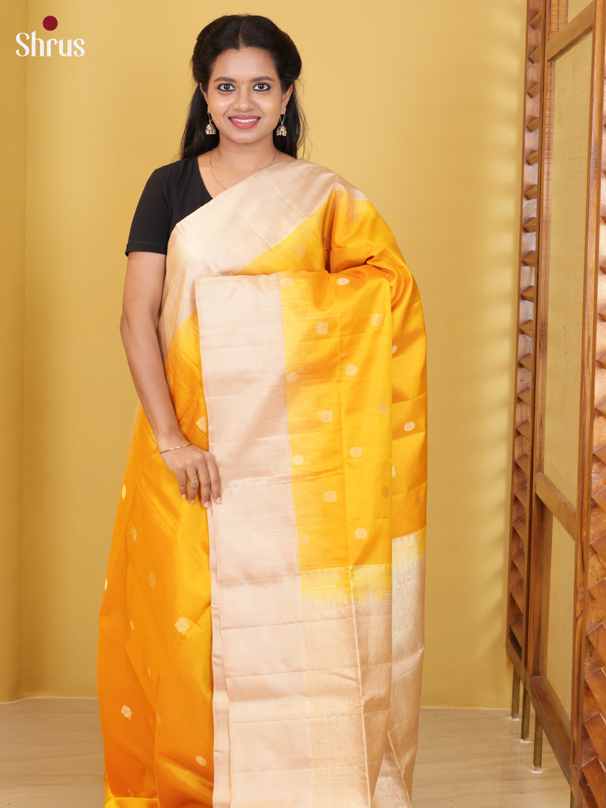 DIS16556 - Soft Silk (HR) Saree - Shop on Shrus.com