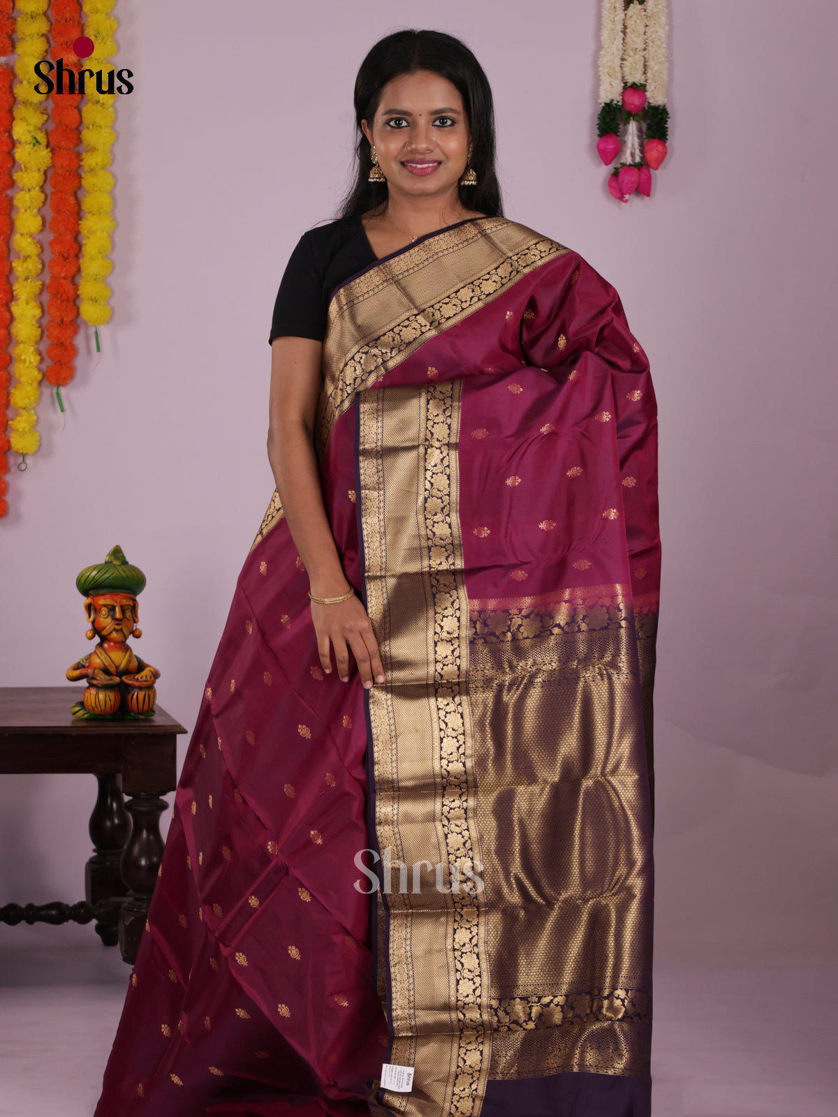 DIS16561 - Kanchipuram-halfpure Saree - Shop on Shrus.com