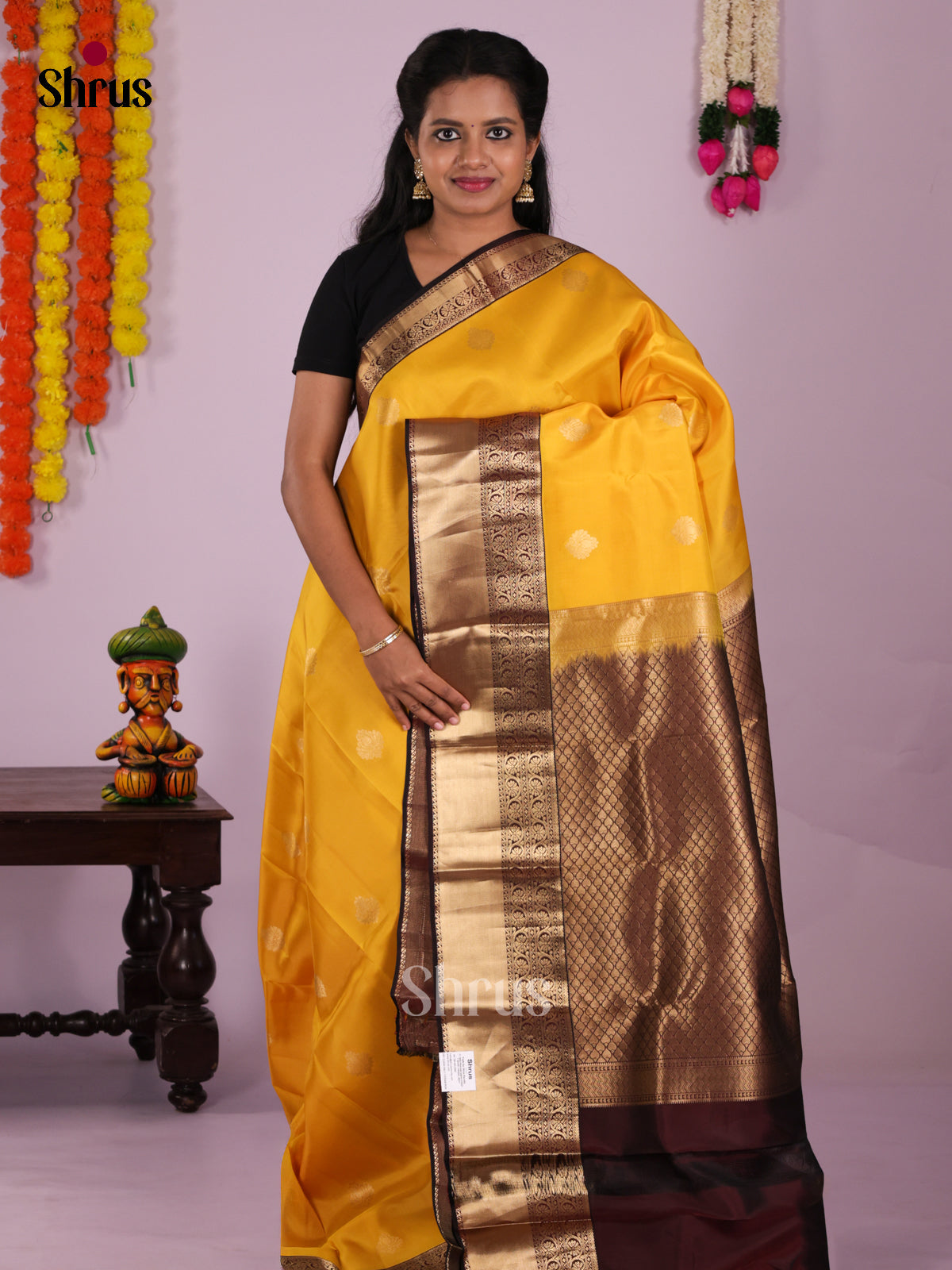 DIS16592 - Kanchipuram-halfpure Saree - Shop on Shrus.com