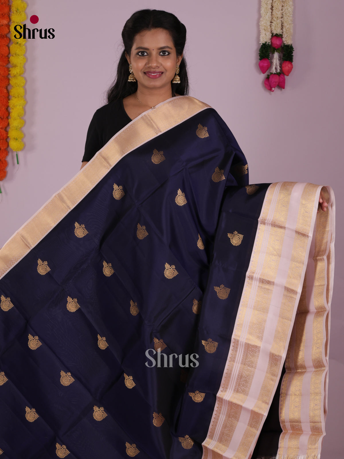DIS16609 - Kanchipuram-halfpure Saree - Shop on Shrus.com