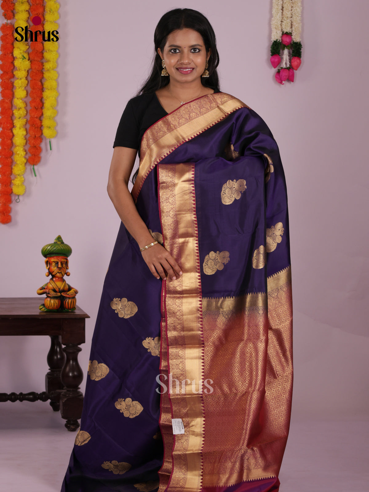 DIS16620 - Kanchipuram-halfpure Saree - Shop on Shrus.com
