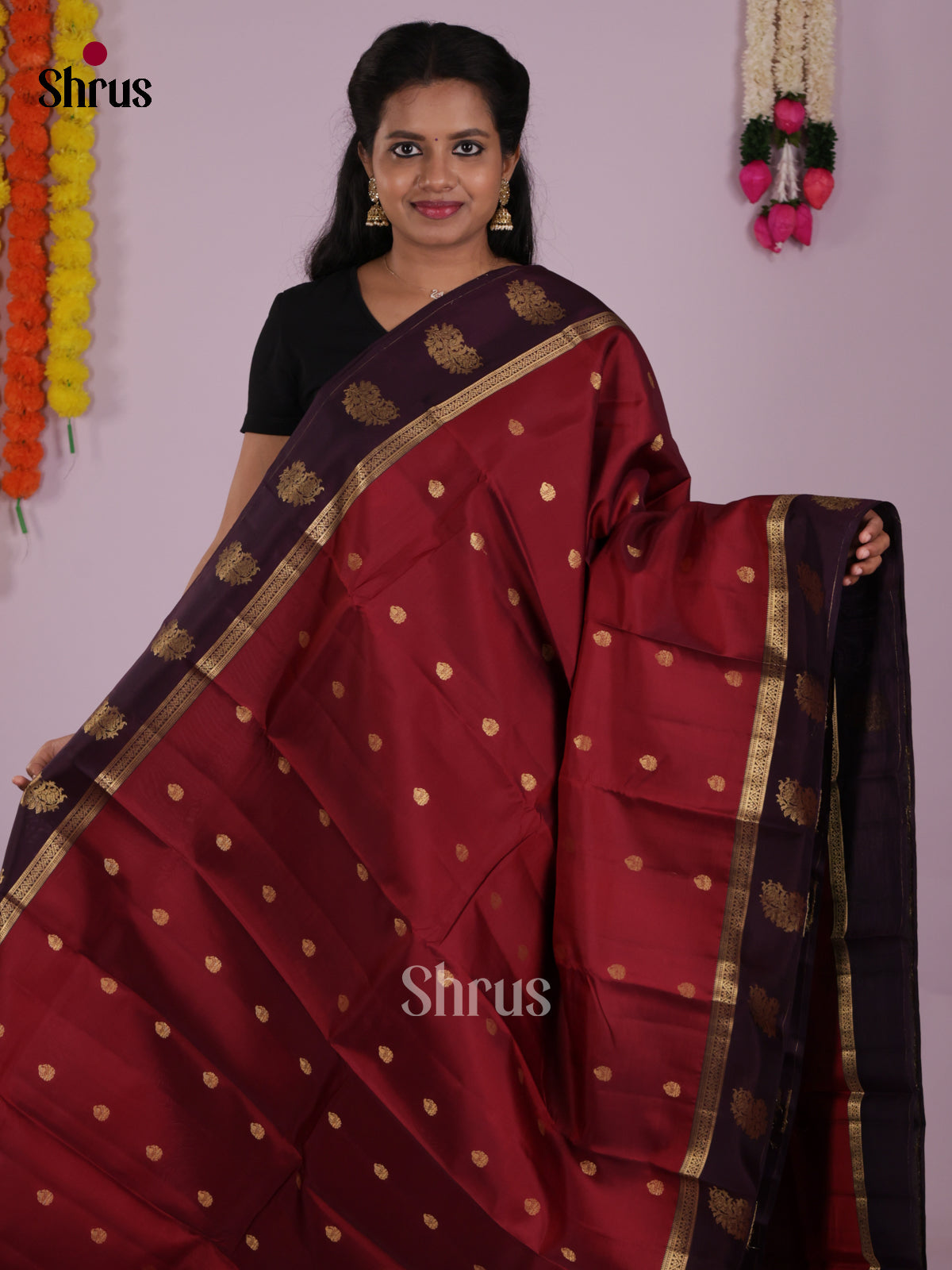 DIS16626 - Kanchipuram-halfpure Saree - Shop on Shrus.com