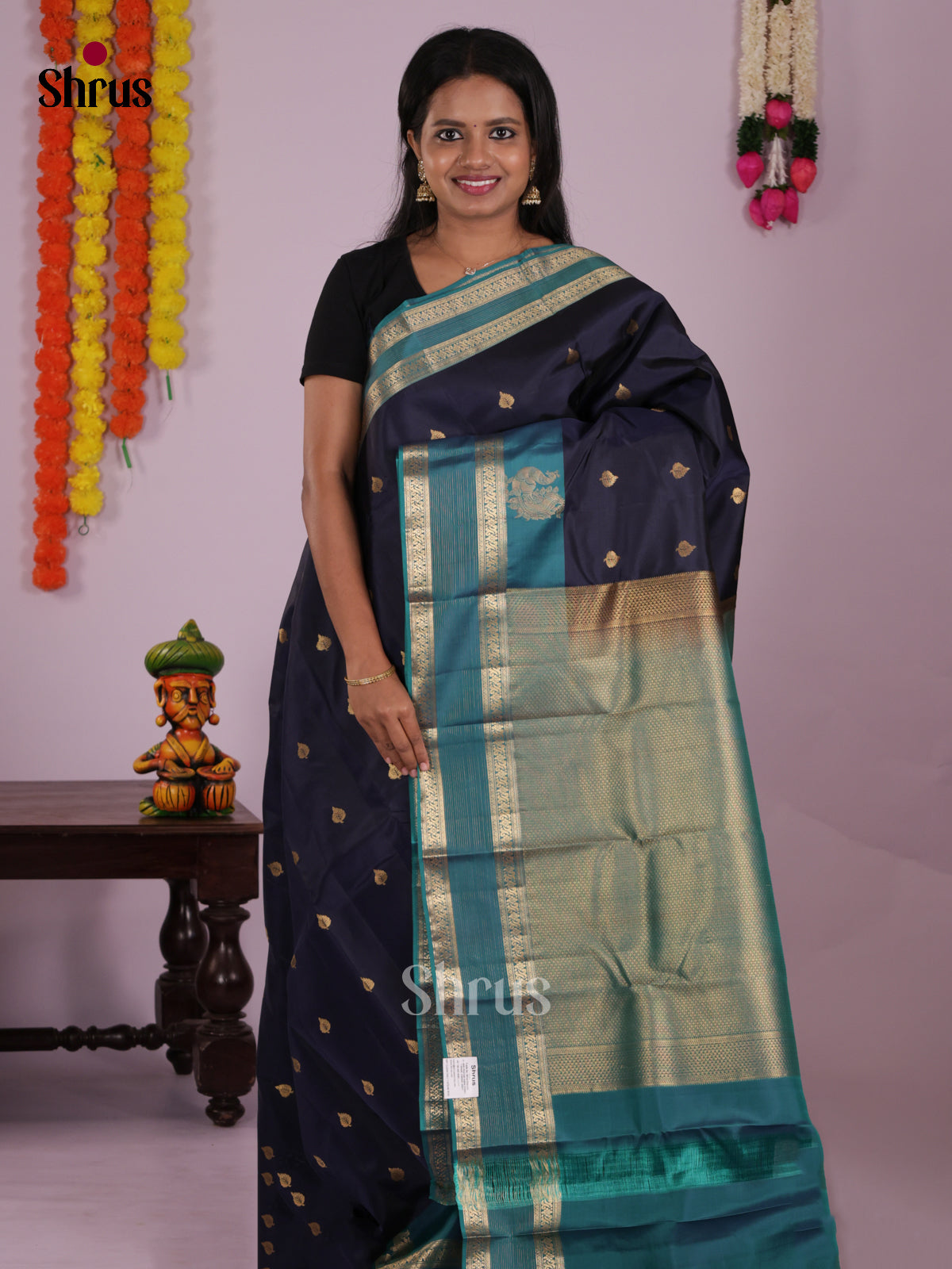 DIS16637 - Kanchipuram-halfpure Saree - Shop on Shrus.com
